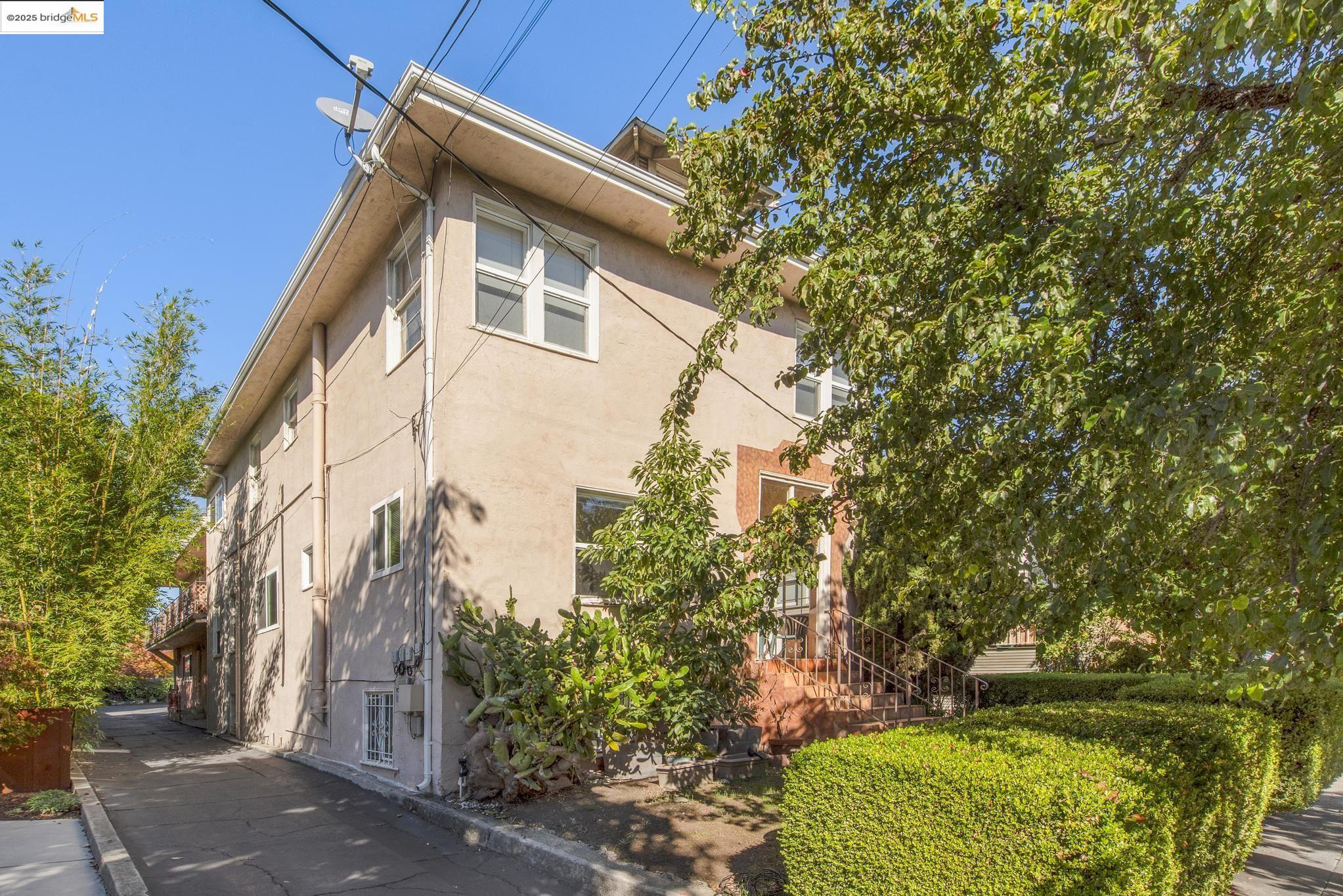 Detail Gallery Image 36 of 36 For 558 58th St, Oakland,  CA 94609 - – Beds | – Baths