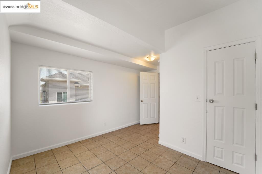 Detail Gallery Image 13 of 30 For 203 Bissell Ave, Richmond,  CA 94801 - – Beds | – Baths