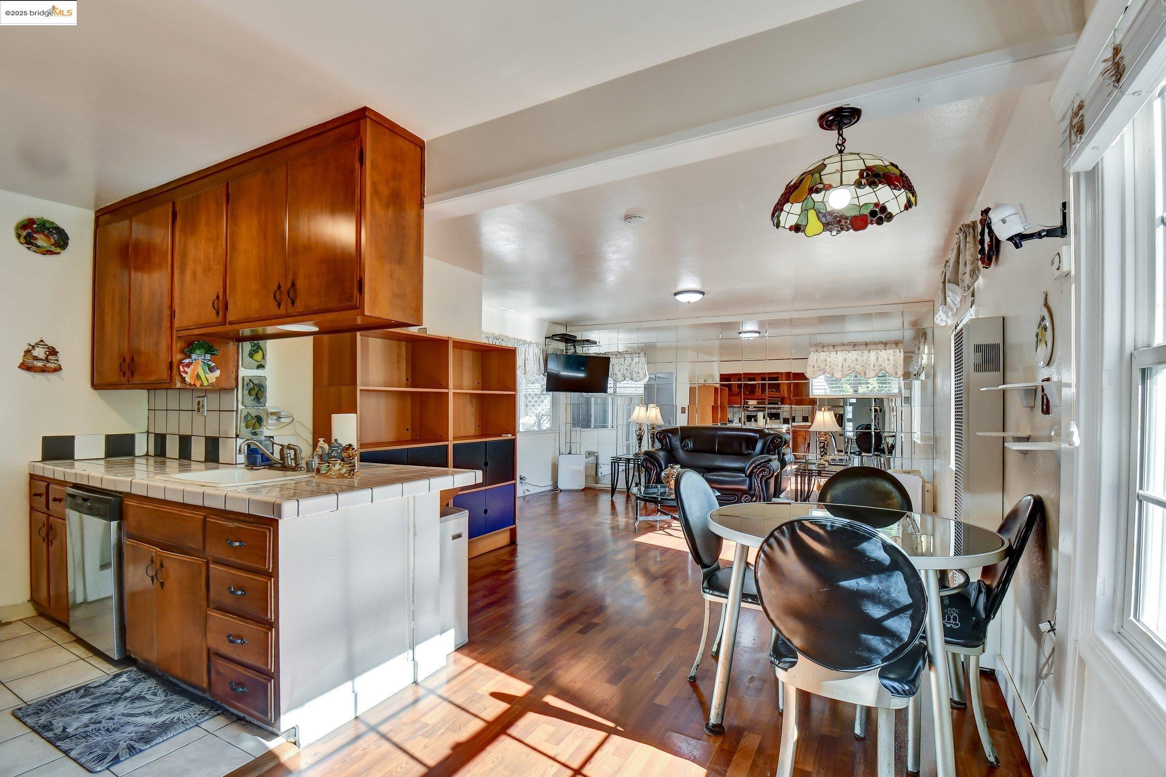 Detail Gallery Image 12 of 36 For 532 Lexington Avenue, El Cerrito,  CA 94530 - 3 Beds | 2 Baths