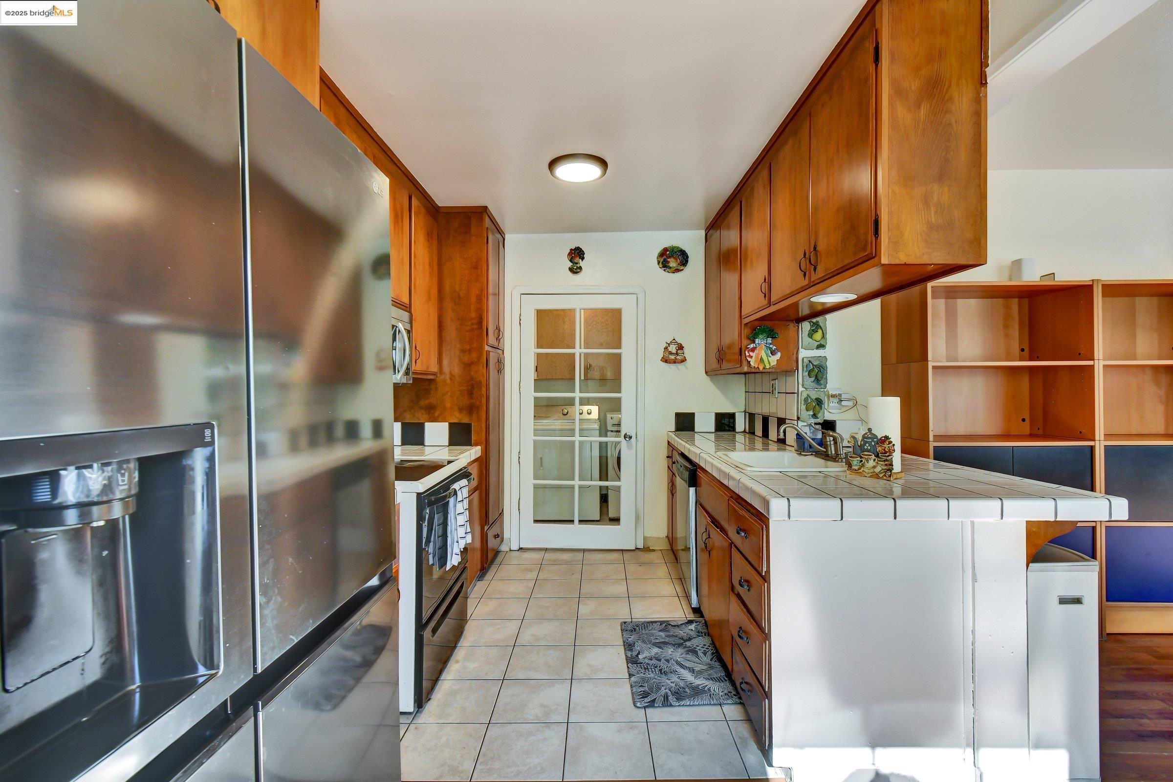 Detail Gallery Image 13 of 36 For 532 Lexington Avenue, El Cerrito,  CA 94530 - 3 Beds | 2 Baths