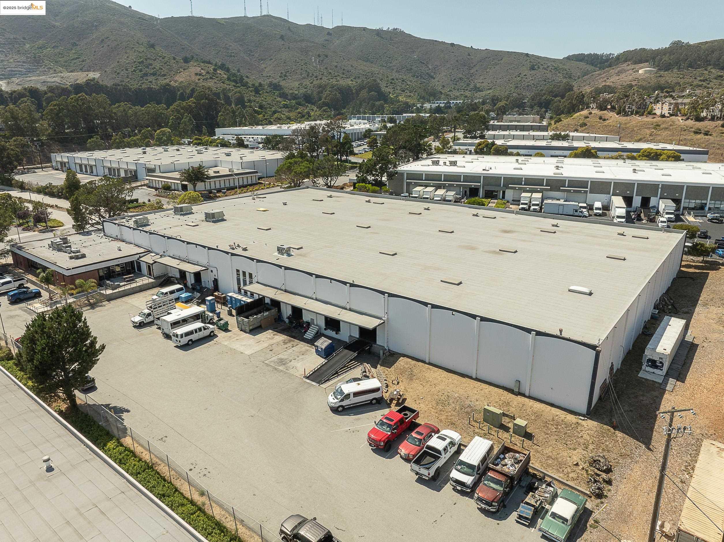 Detail Gallery Image 33 of 33 For 430 Valley Dr, Brisbane,  CA 94005 - – Beds | – Baths