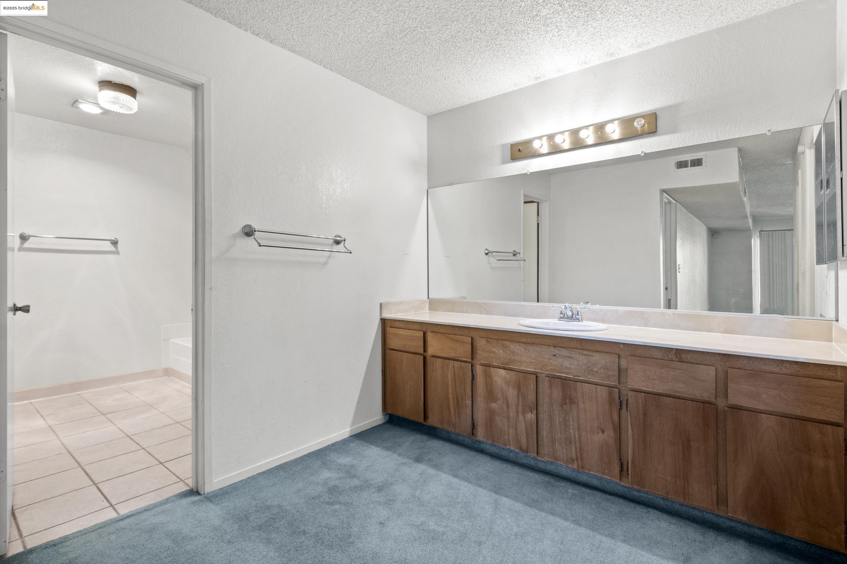 Detail Gallery Image 22 of 34 For 2121 Vale Rd #322,  San Pablo,  CA 94806 - 2 Beds | 2 Baths