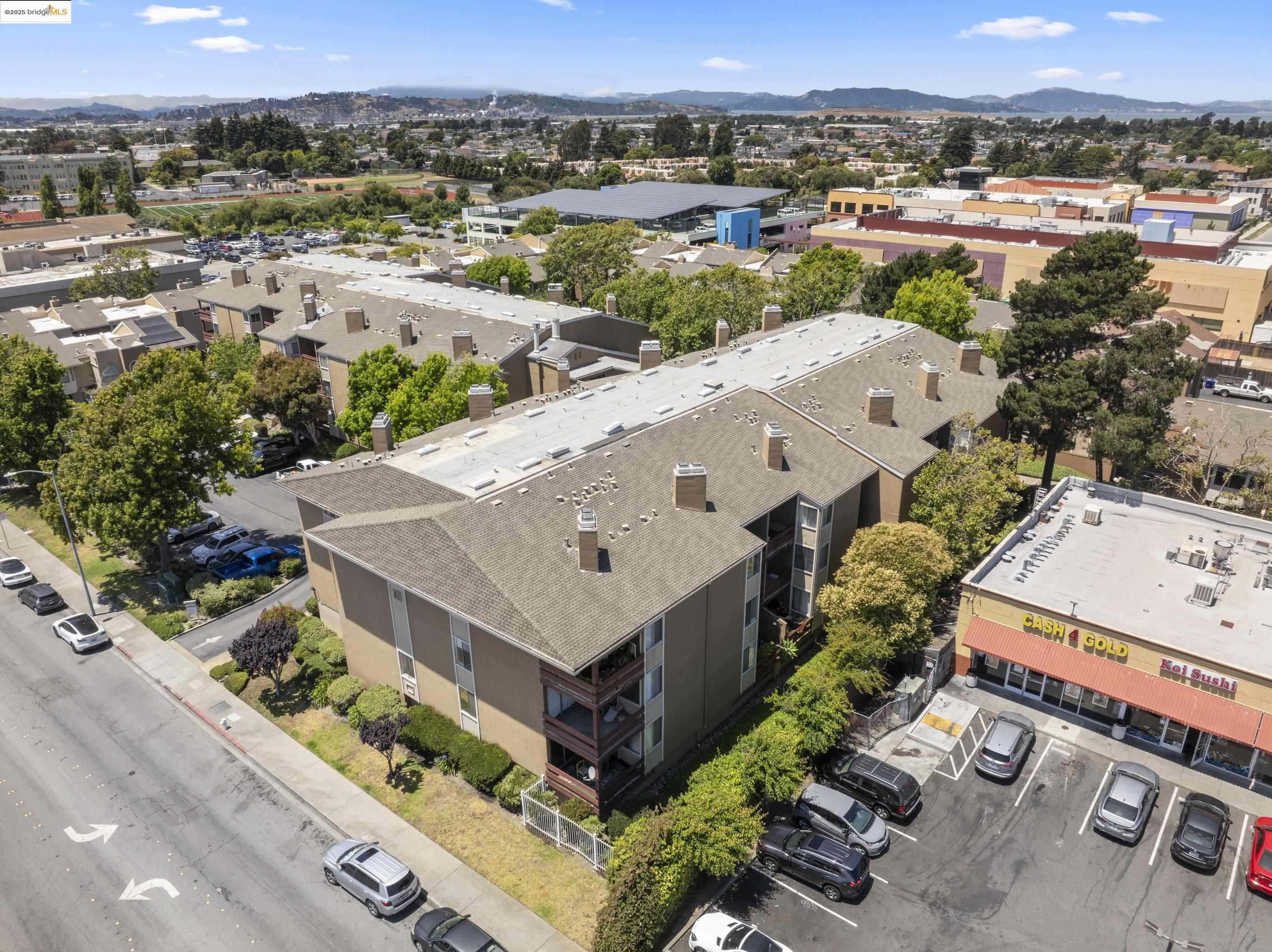 Detail Gallery Image 29 of 34 For 2121 Vale Rd #322,  San Pablo,  CA 94806 - 2 Beds | 2 Baths