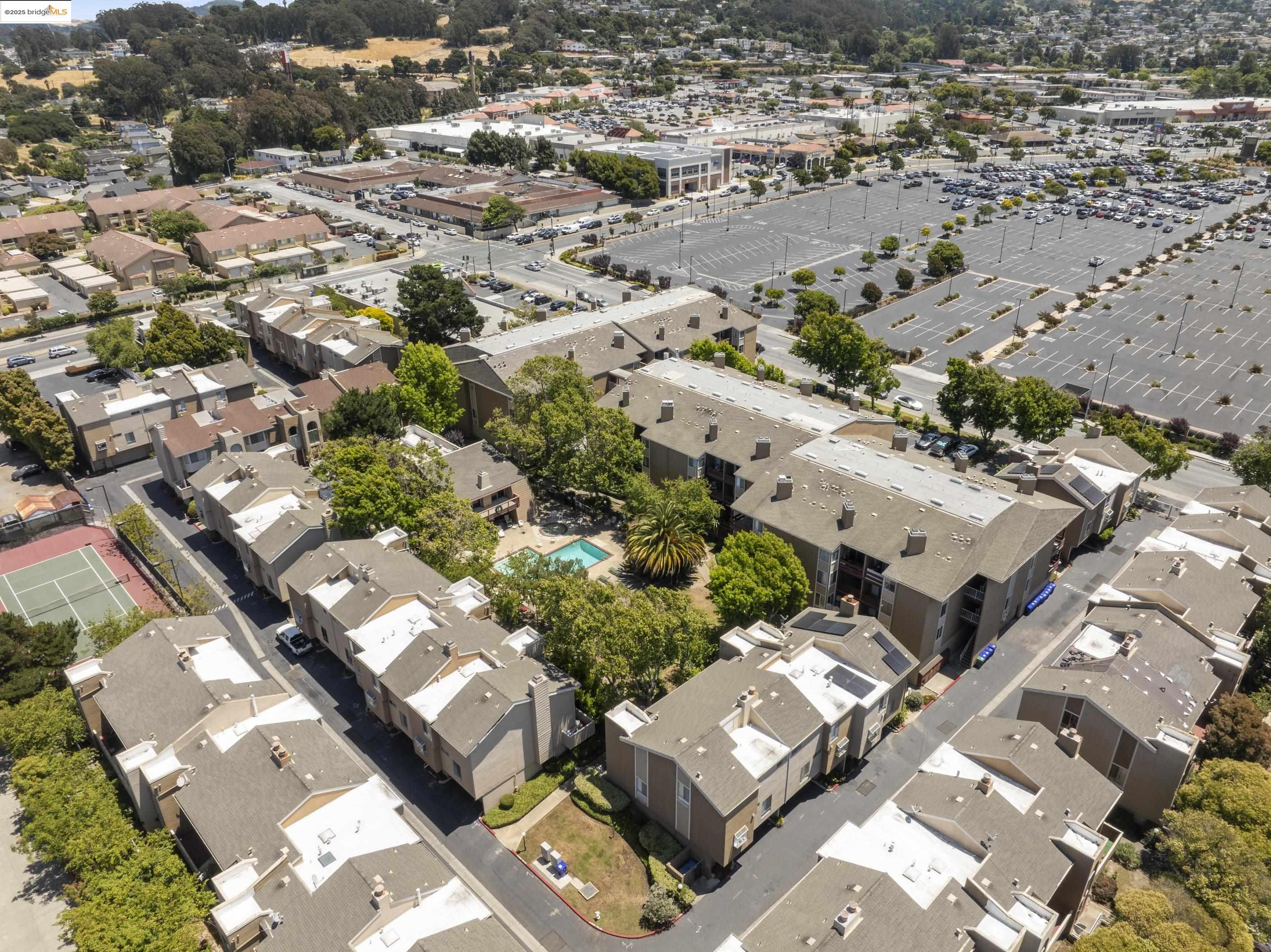 Detail Gallery Image 31 of 34 For 2121 Vale Rd #322,  San Pablo,  CA 94806 - 2 Beds | 2 Baths