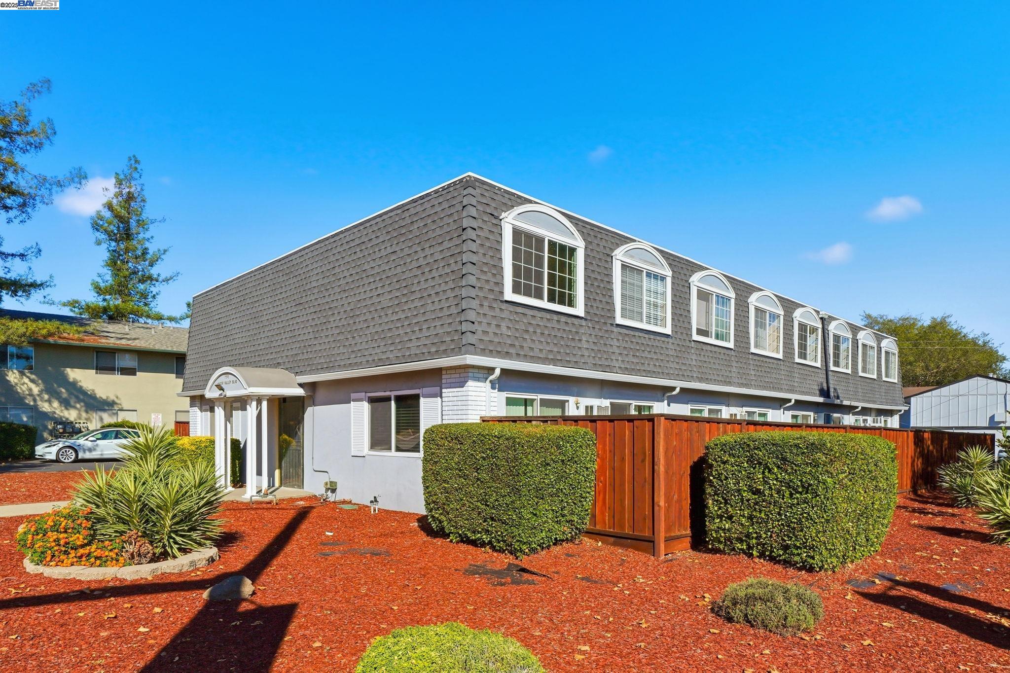 Detail Gallery Image 6 of 46 For 7595 Amador Valley Blvd, Dublin,  CA 94568 - – Beds | – Baths