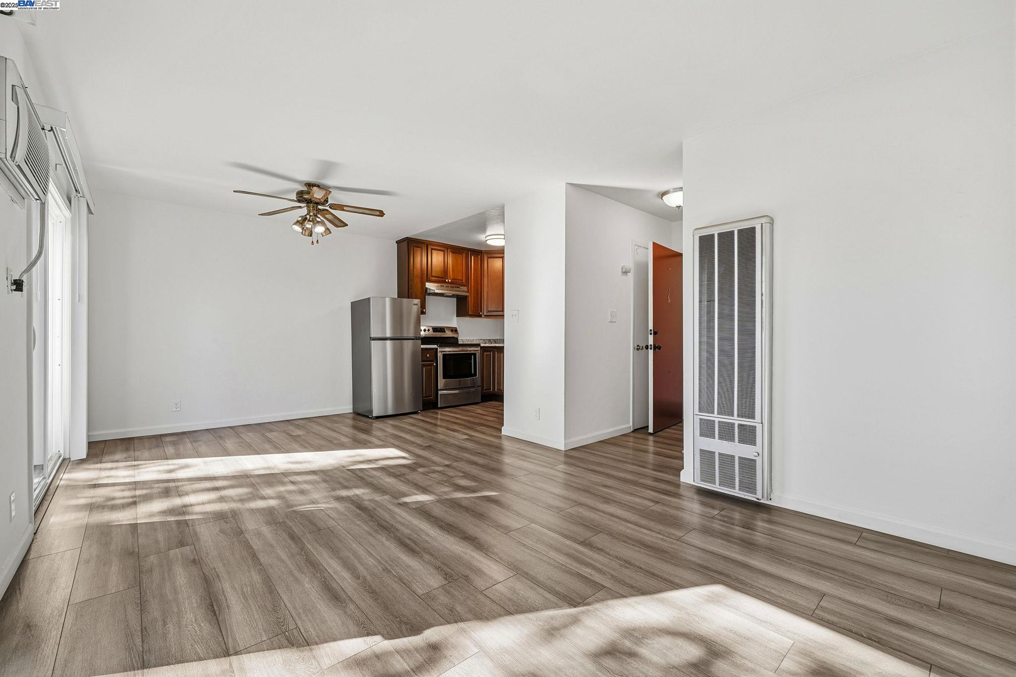 Detail Gallery Image 9 of 46 For 7595 Amador Valley Blvd, Dublin,  CA 94568 - – Beds | – Baths