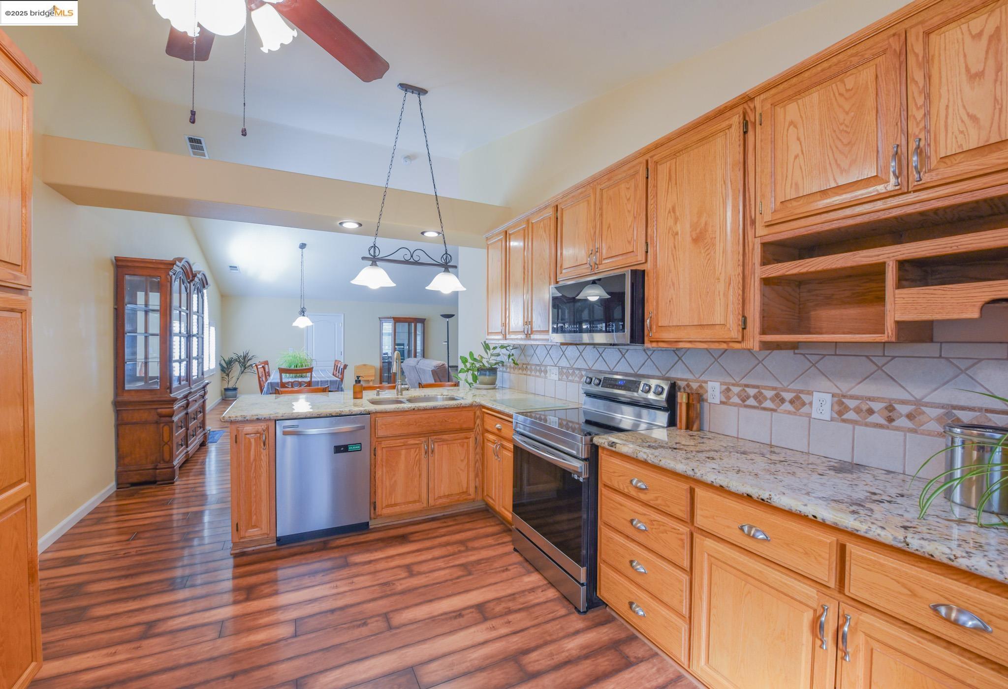 Detail Gallery Image 14 of 45 For 10626 River Oak Ct, Jamestown,  CA 95327 - 3 Beds | 2 Baths