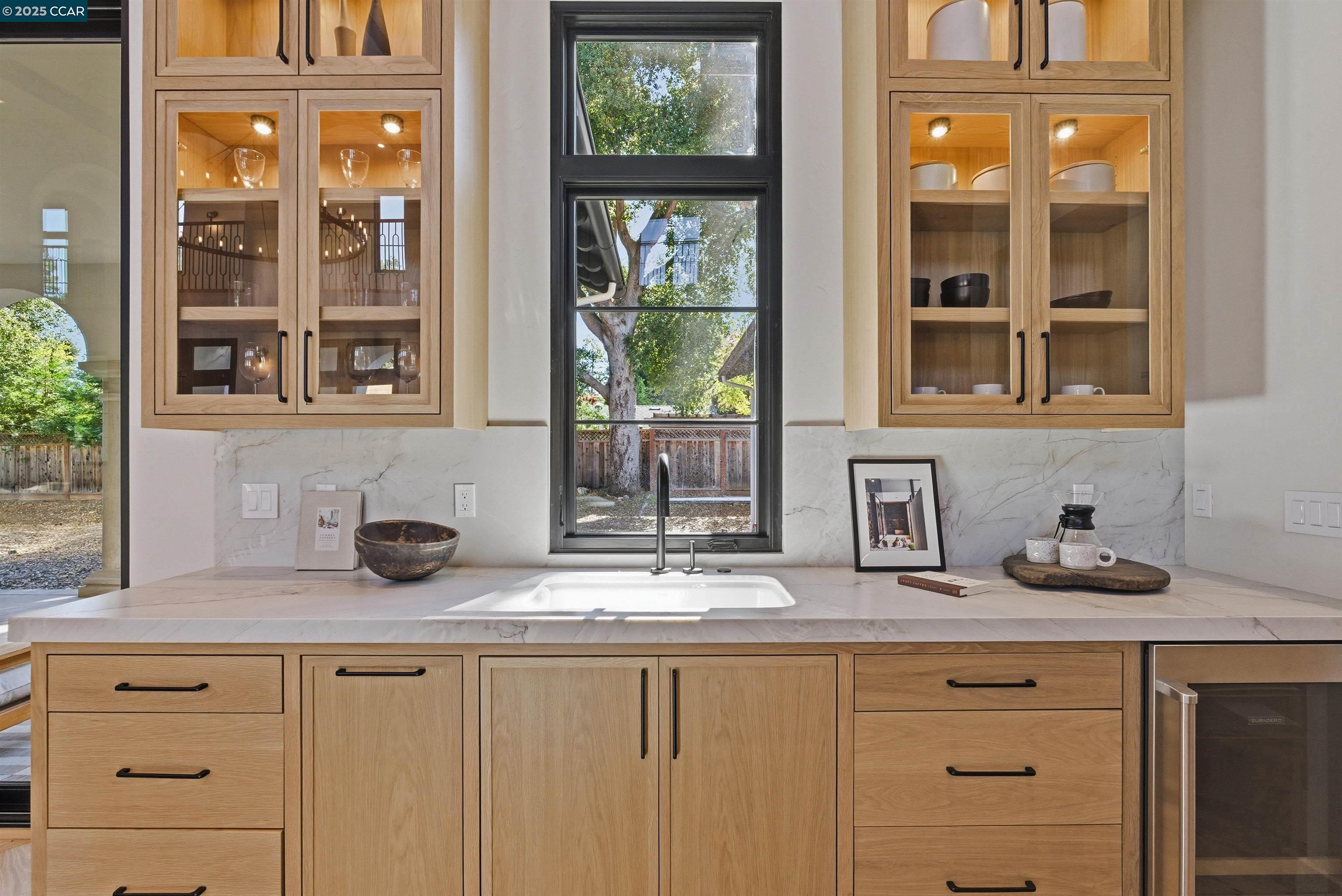 Detail Gallery Image 17 of 60 For 11 Xavier Ct, Alamo,  CA 94507 - 6 Beds | 6/2 Baths