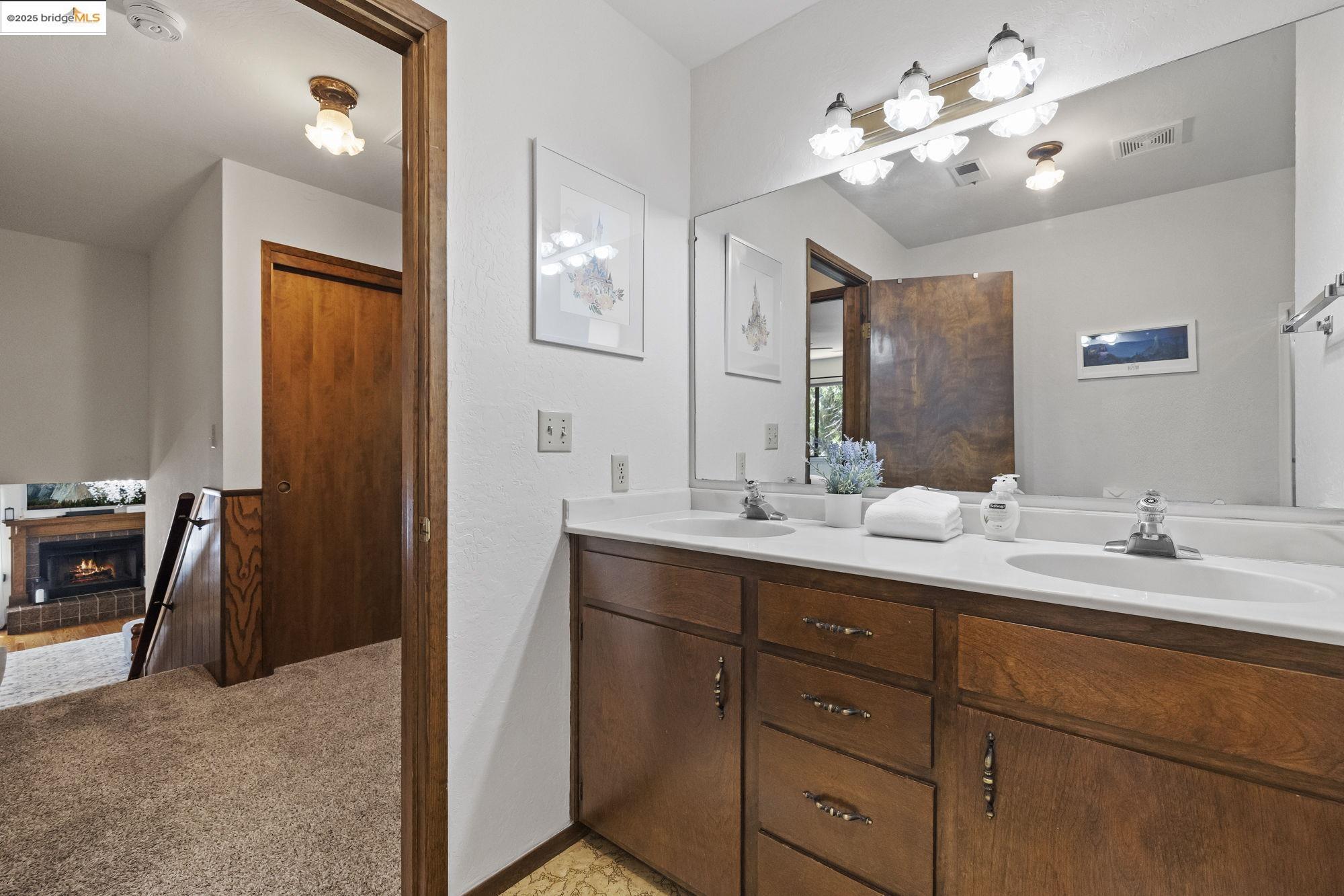 Detail Gallery Image 17 of 44 For 24725 Prospector Dr, Mi Wuk Village,  CA 95346 - 4 Beds | 3 Baths