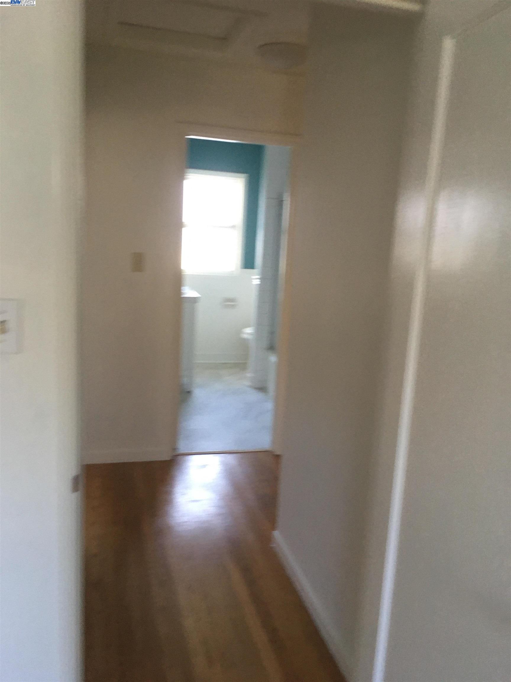 Detail Gallery Image 18 of 24 For 500 Fortuna Ave, San Leandro,  CA 94577 - 2 Beds | 1 Baths