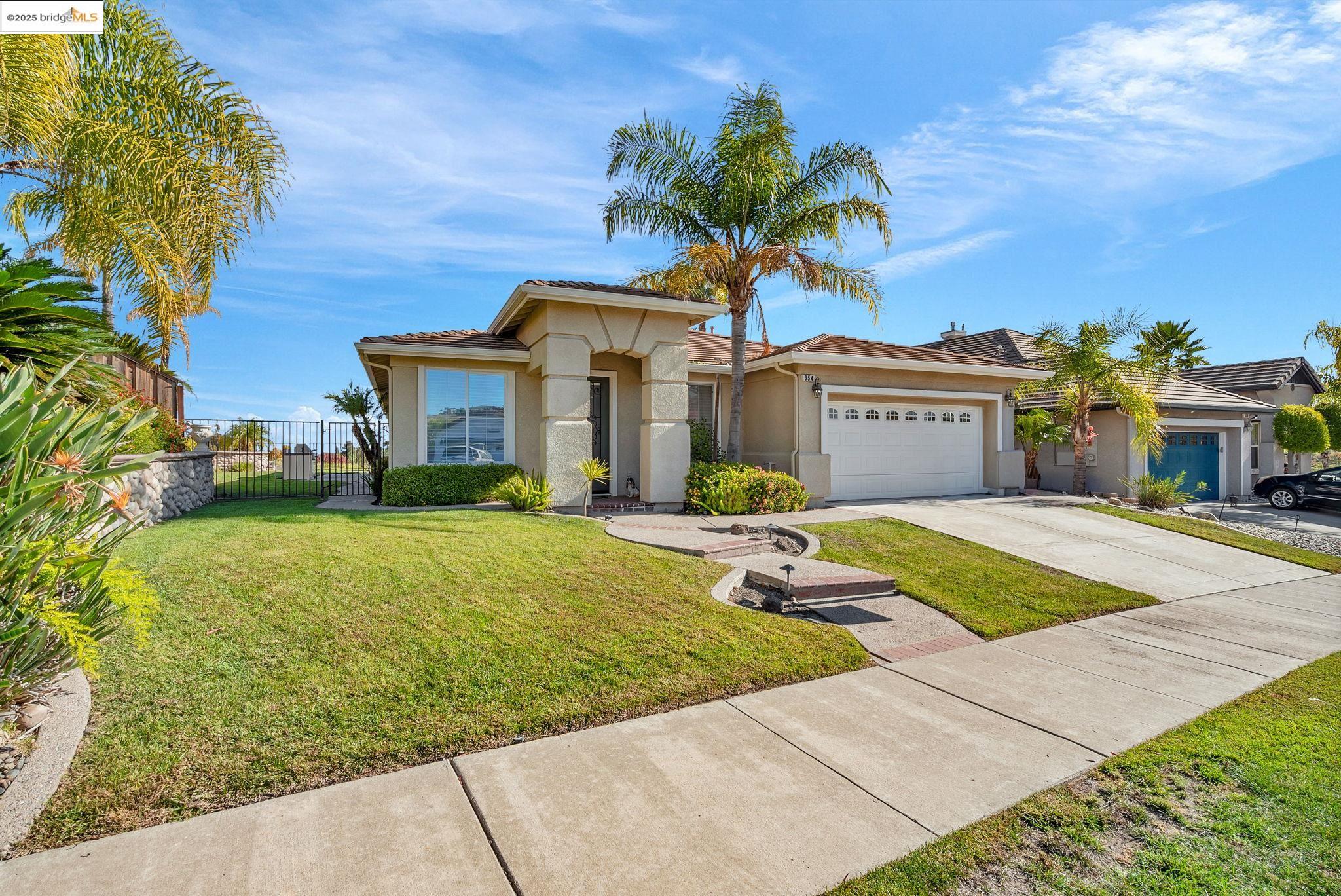 Detail Gallery Image 2 of 44 For 354 Pebble Beach Dr, Brentwood,  CA 94513 - 3 Beds | 2 Baths