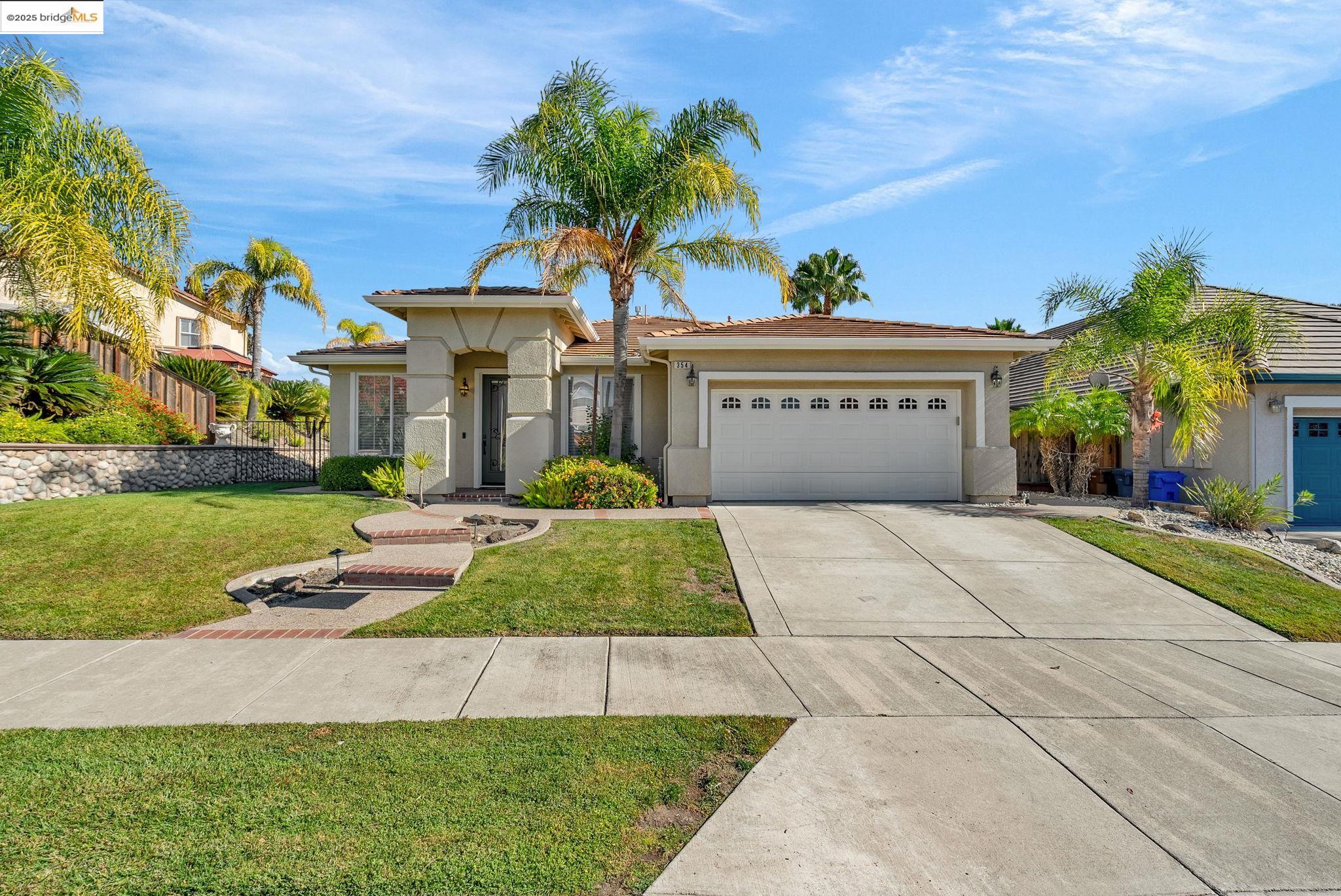 Detail Gallery Image 4 of 44 For 354 Pebble Beach Dr, Brentwood,  CA 94513 - 3 Beds | 2 Baths