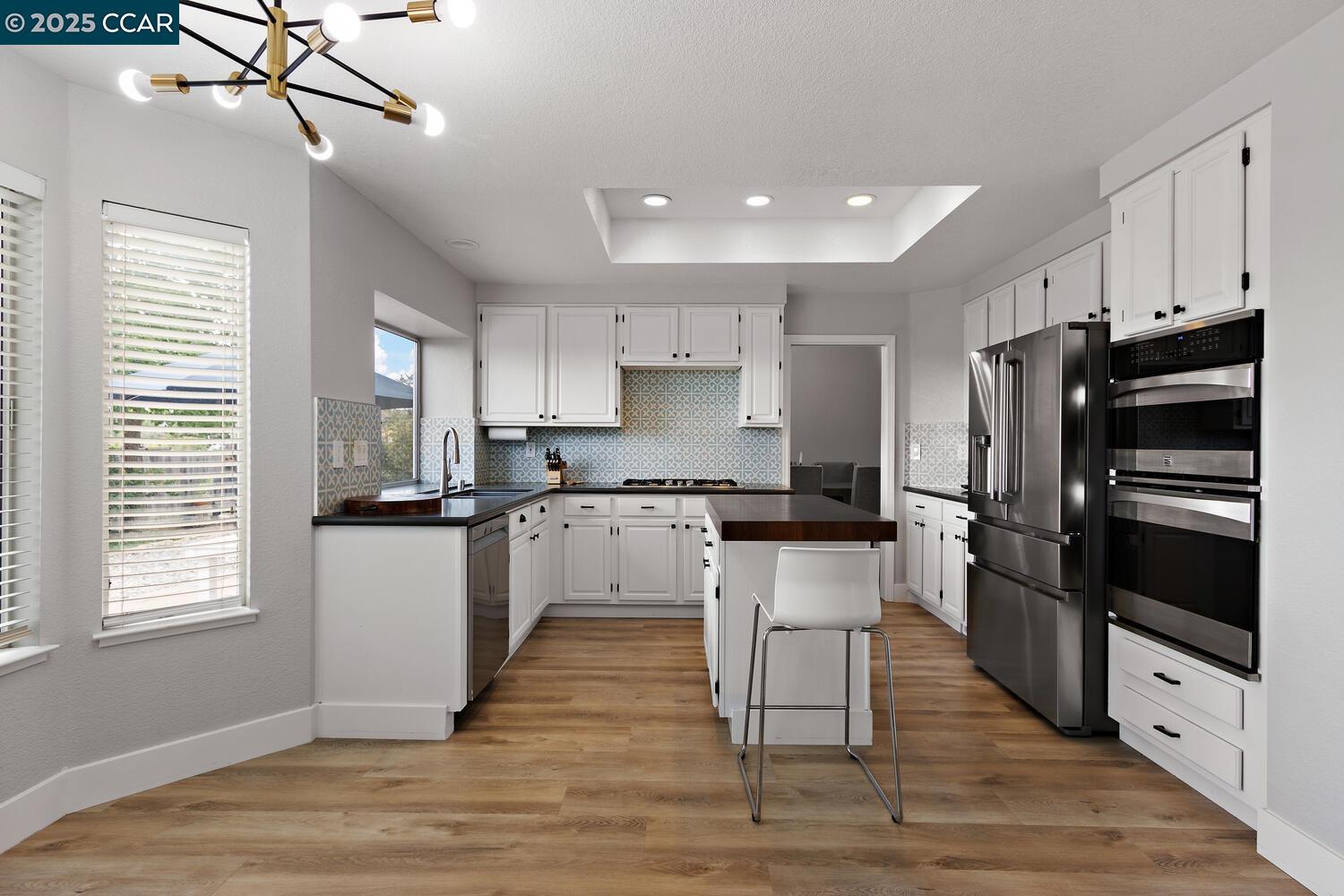 Detail Gallery Image 15 of 42 For 3127 Cherry Valley Cir, Fairfield,  CA 94534 - 4 Beds | 2/1 Baths