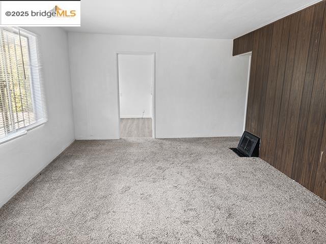 Detail Gallery Image 2 of 6 For 3562 Seminary Ave, Oakland,  CA 94605 - 1 Beds | 1 Baths