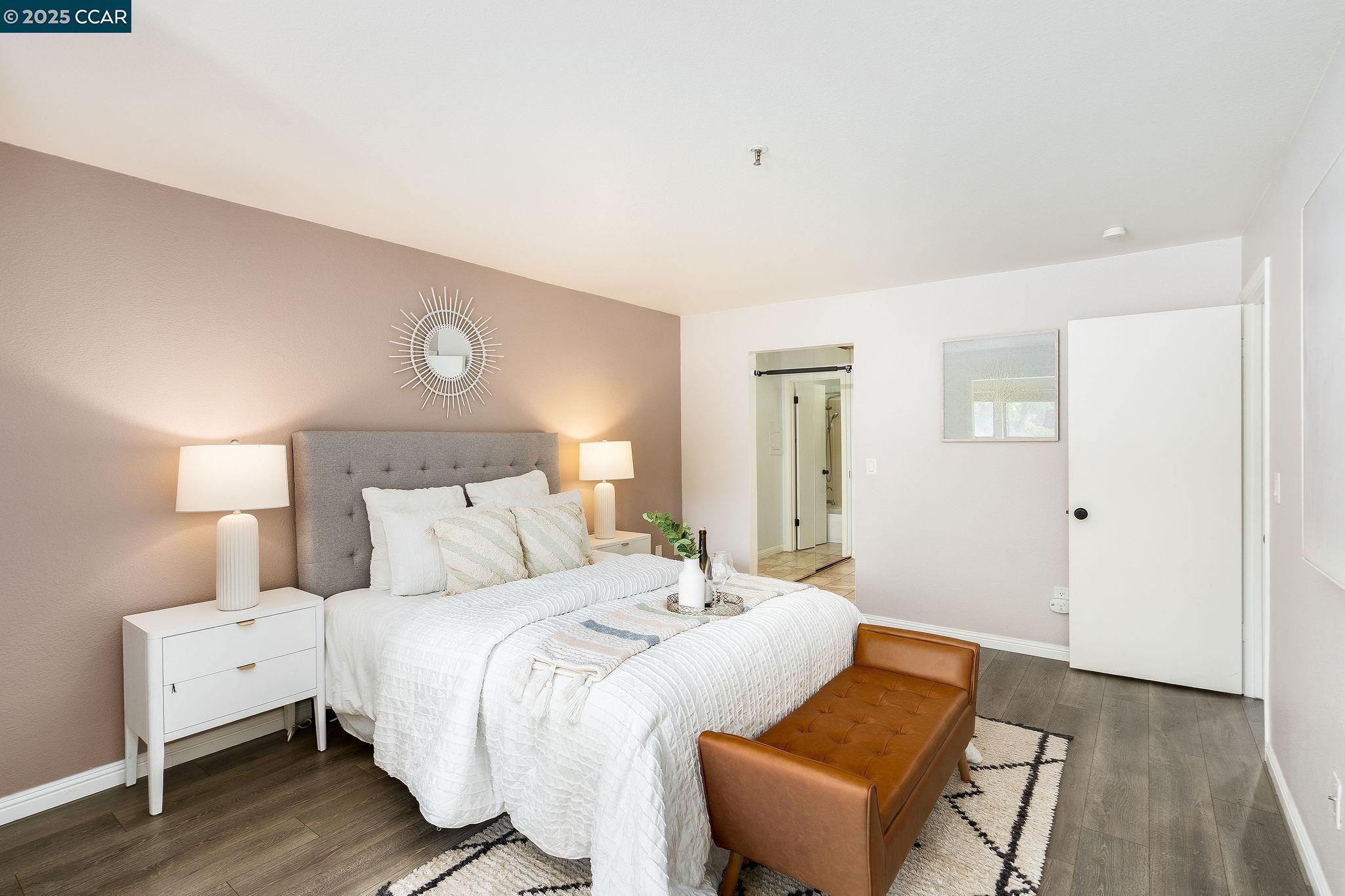 Detail Gallery Image 7 of 27 For 1722 S Villa Way, Walnut Creek,  CA 94595 - 2 Beds | 1/1 Baths