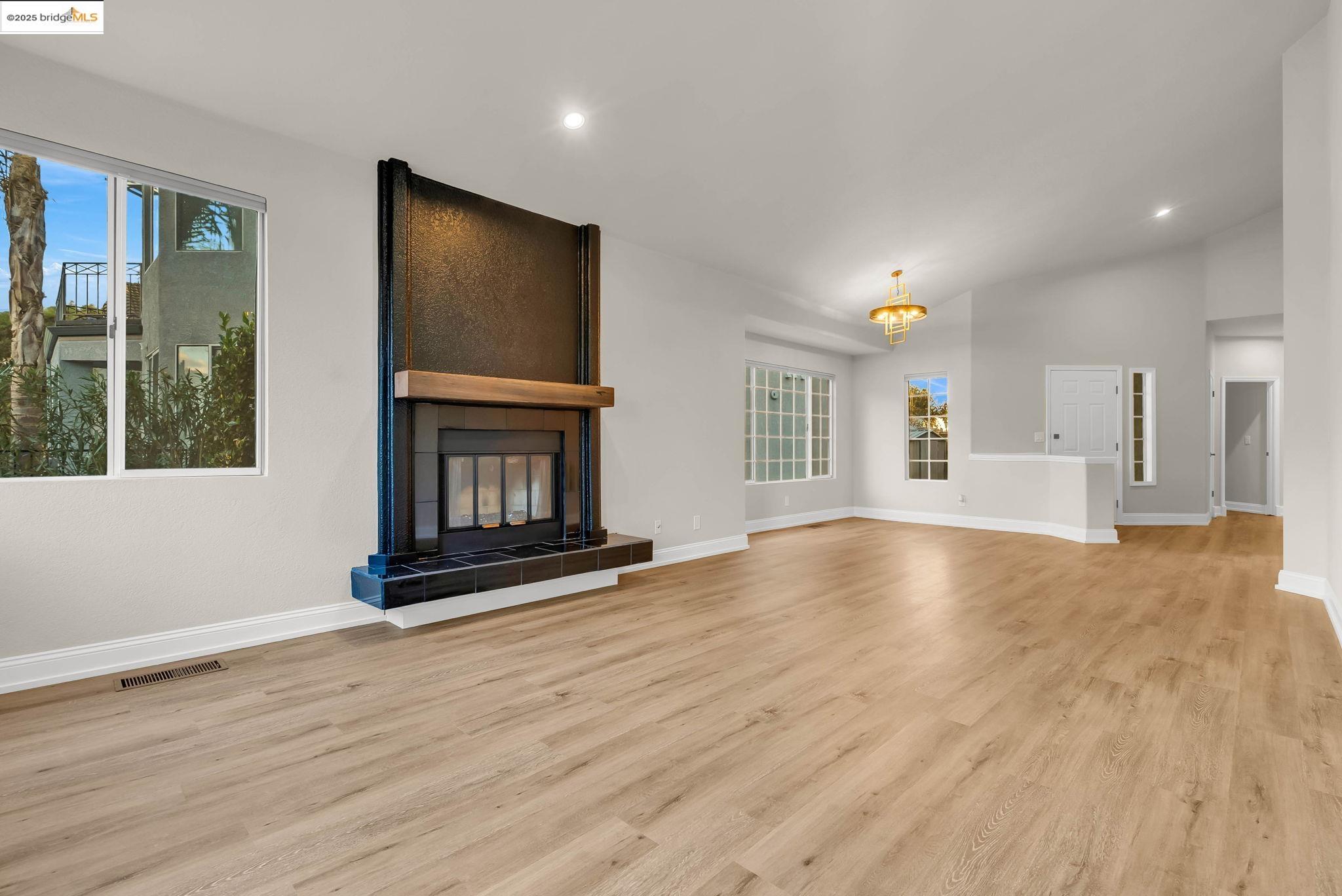 Detail Gallery Image 14 of 45 For 2301 Firwood Court, Discovery Bay,  CA 94505 - 2 Beds | 2 Baths