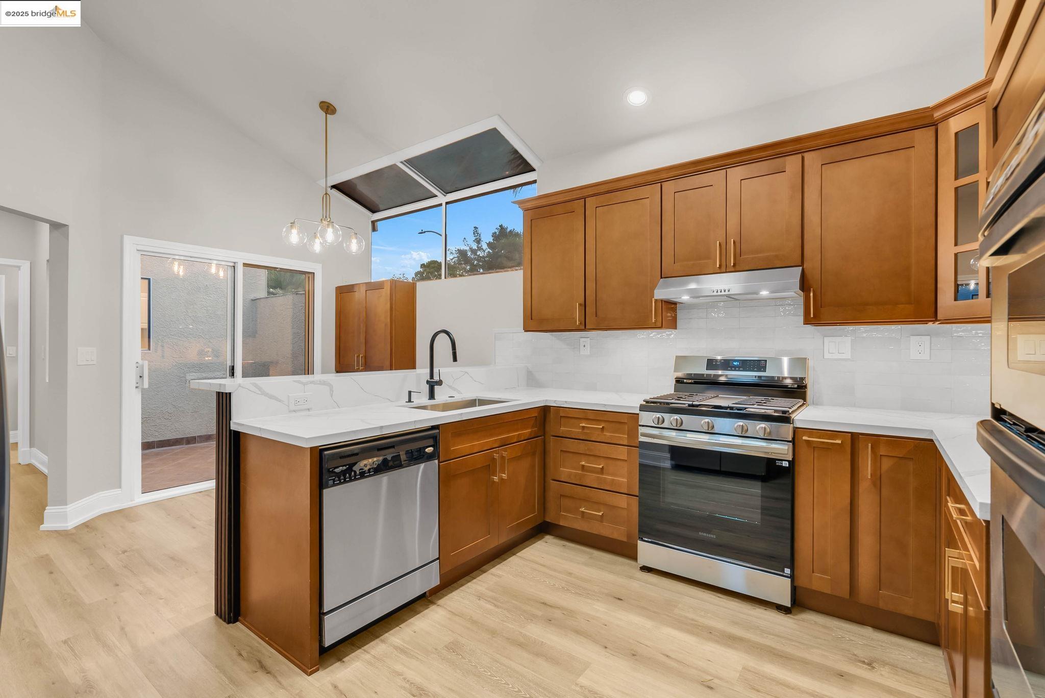 Detail Gallery Image 17 of 45 For 2301 Firwood Court, Discovery Bay,  CA 94505 - 2 Beds | 2 Baths