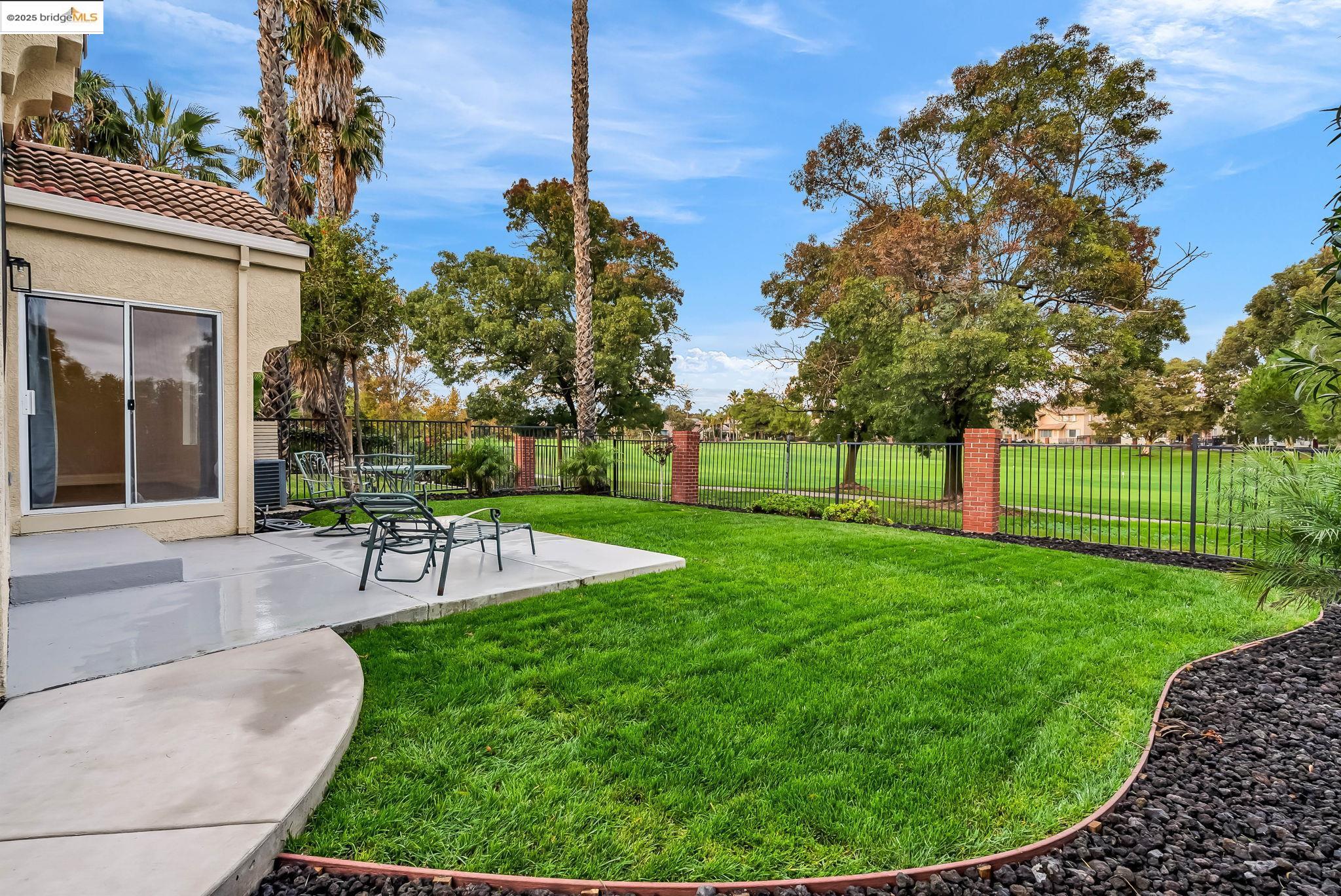 Detail Gallery Image 39 of 45 For 2301 Firwood Court, Discovery Bay,  CA 94505 - 2 Beds | 2 Baths