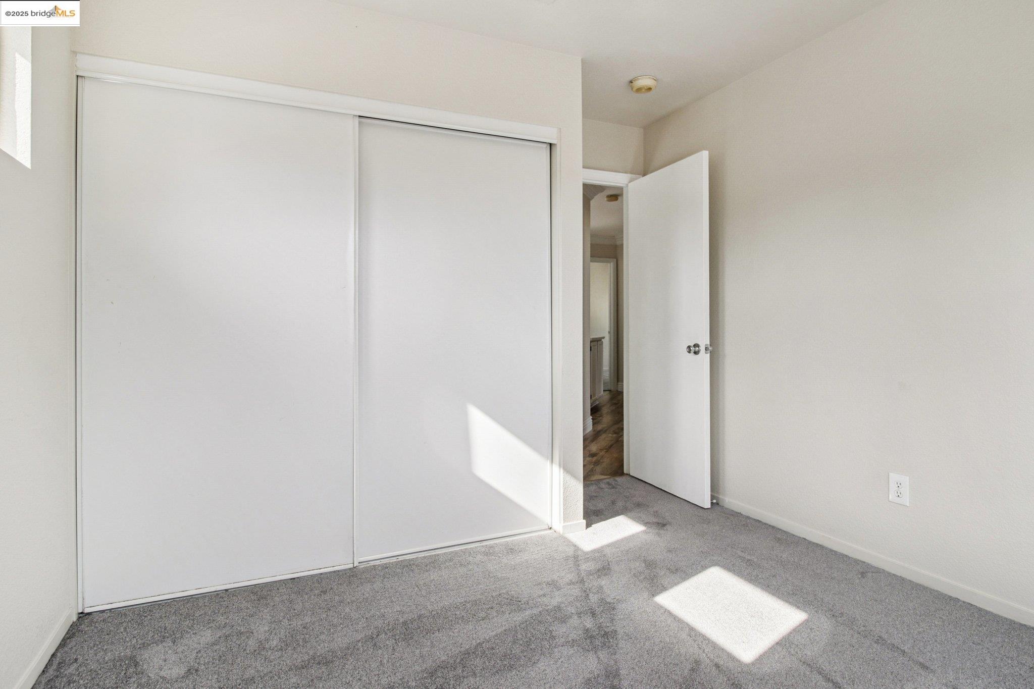 Detail Gallery Image 24 of 32 For 1559 Freed Cir, Pittsburg,  CA 94565 - 4 Beds | 2/1 Baths