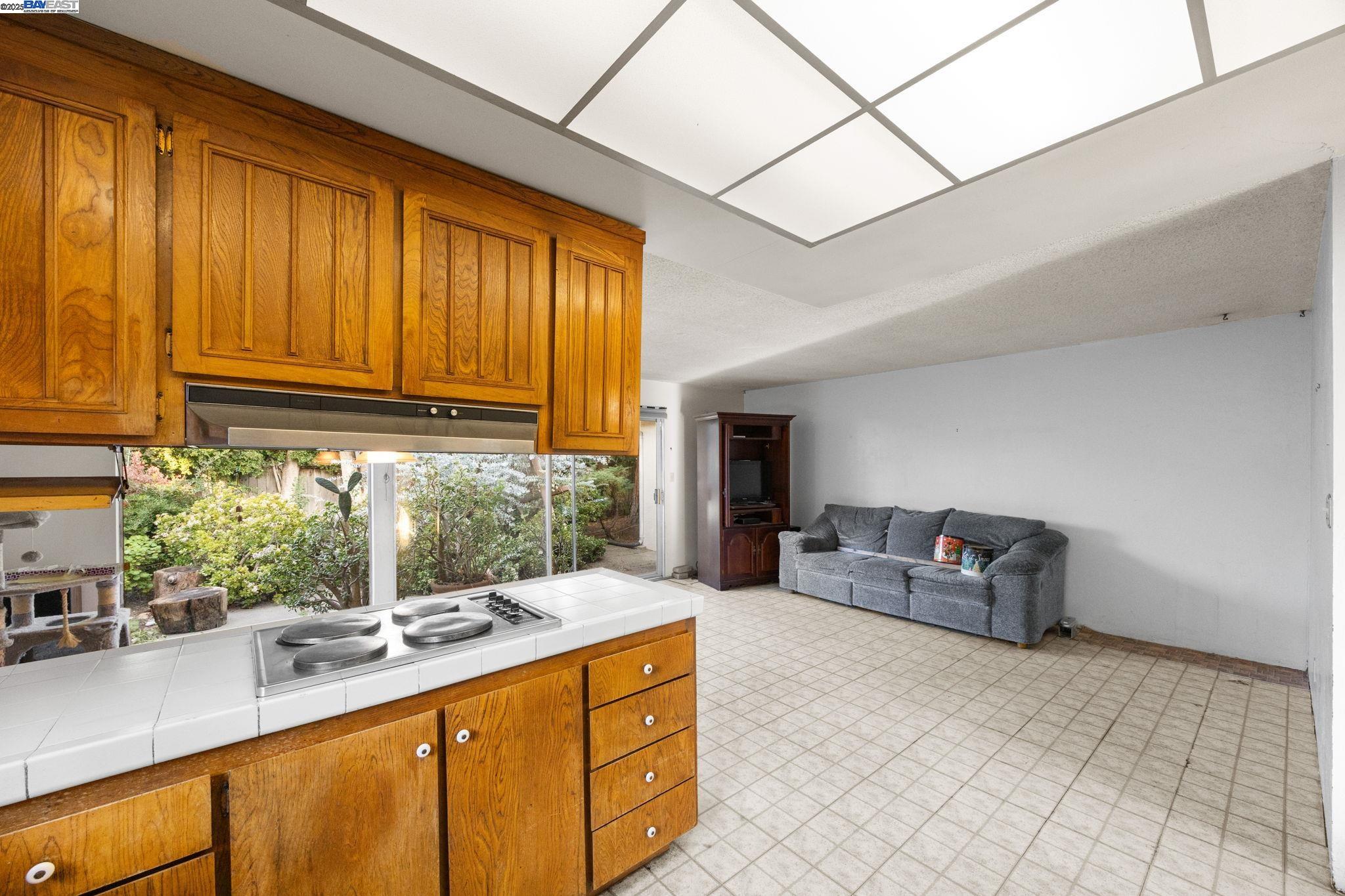 Detail Gallery Image 14 of 44 For 35492 Purcell Pl, Fremont,  CA 94536 - 4 Beds | 2 Baths