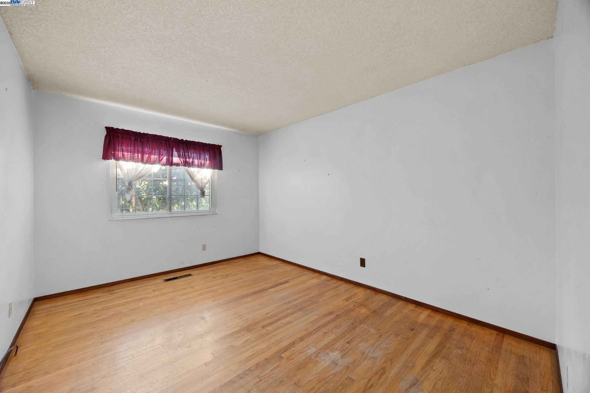 Detail Gallery Image 20 of 44 For 35492 Purcell Pl, Fremont,  CA 94536 - 4 Beds | 2 Baths