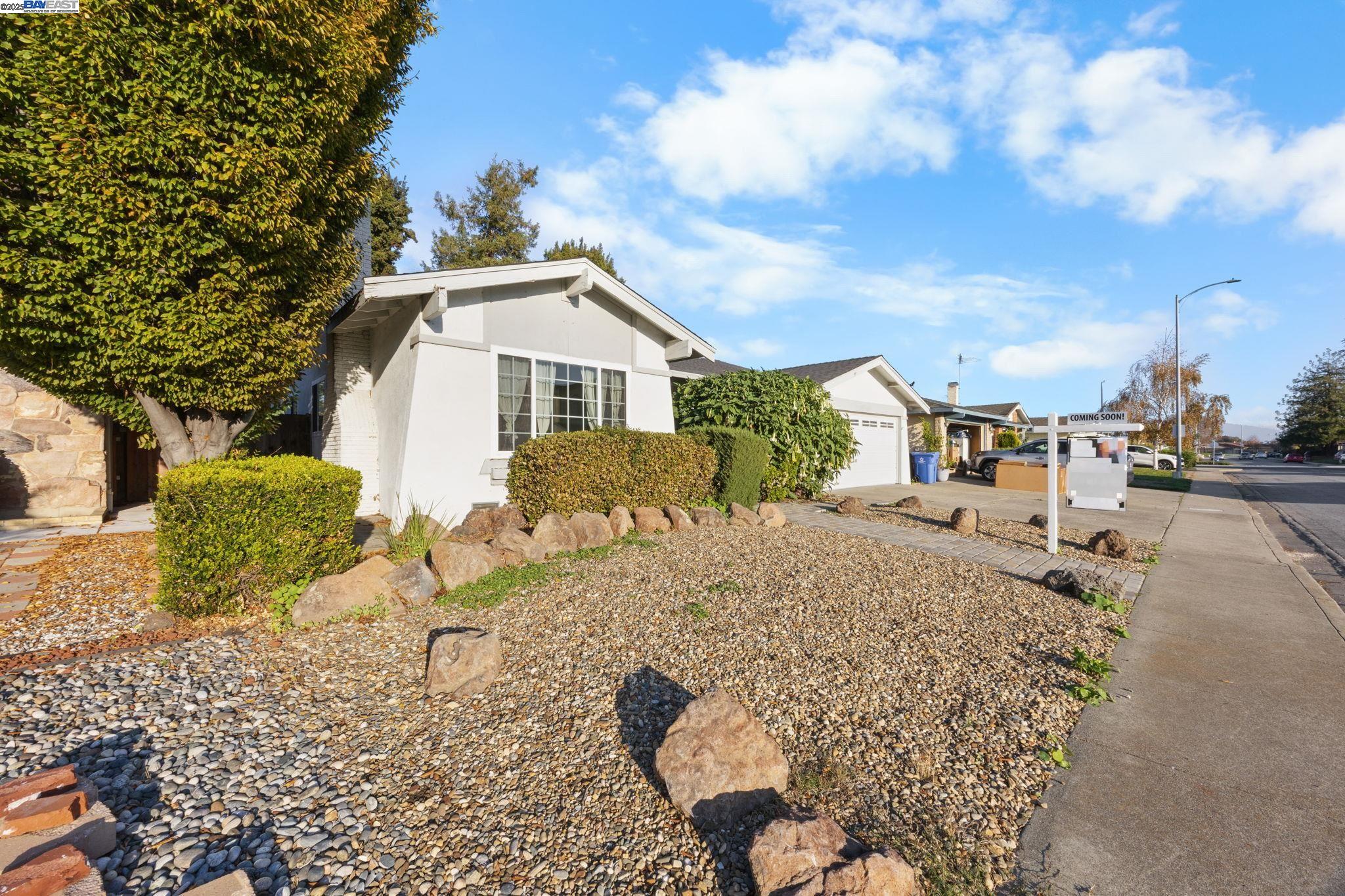 Detail Gallery Image 4 of 44 For 35492 Purcell Pl, Fremont,  CA 94536 - 4 Beds | 2 Baths