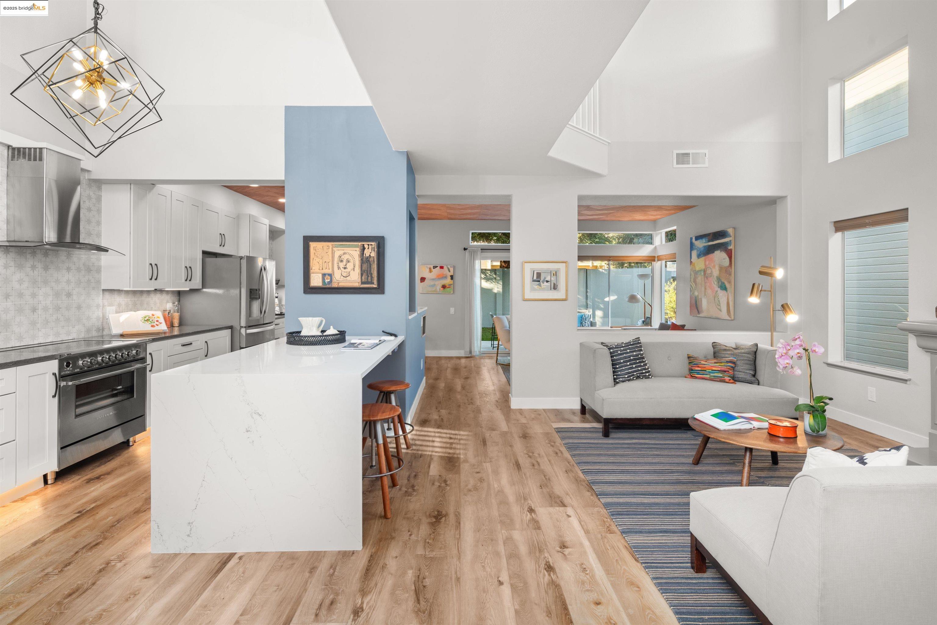 Detail Gallery Image 14 of 60 For 35 Southwind Cir, Richmond,  CA 94804 - 4 Beds | 2/1 Baths