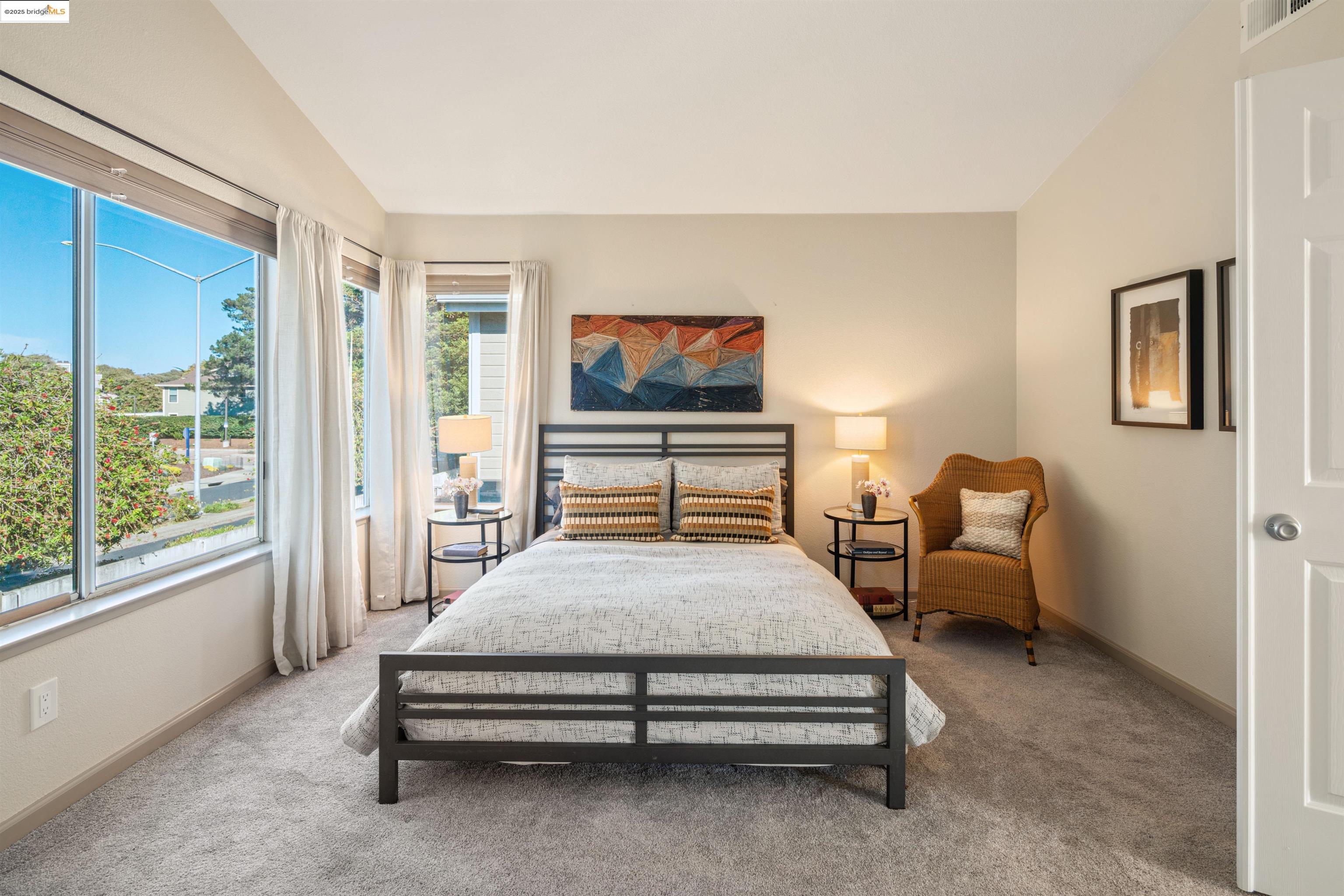 Detail Gallery Image 29 of 60 For 35 Southwind Cir, Richmond,  CA 94804 - 4 Beds | 2/1 Baths