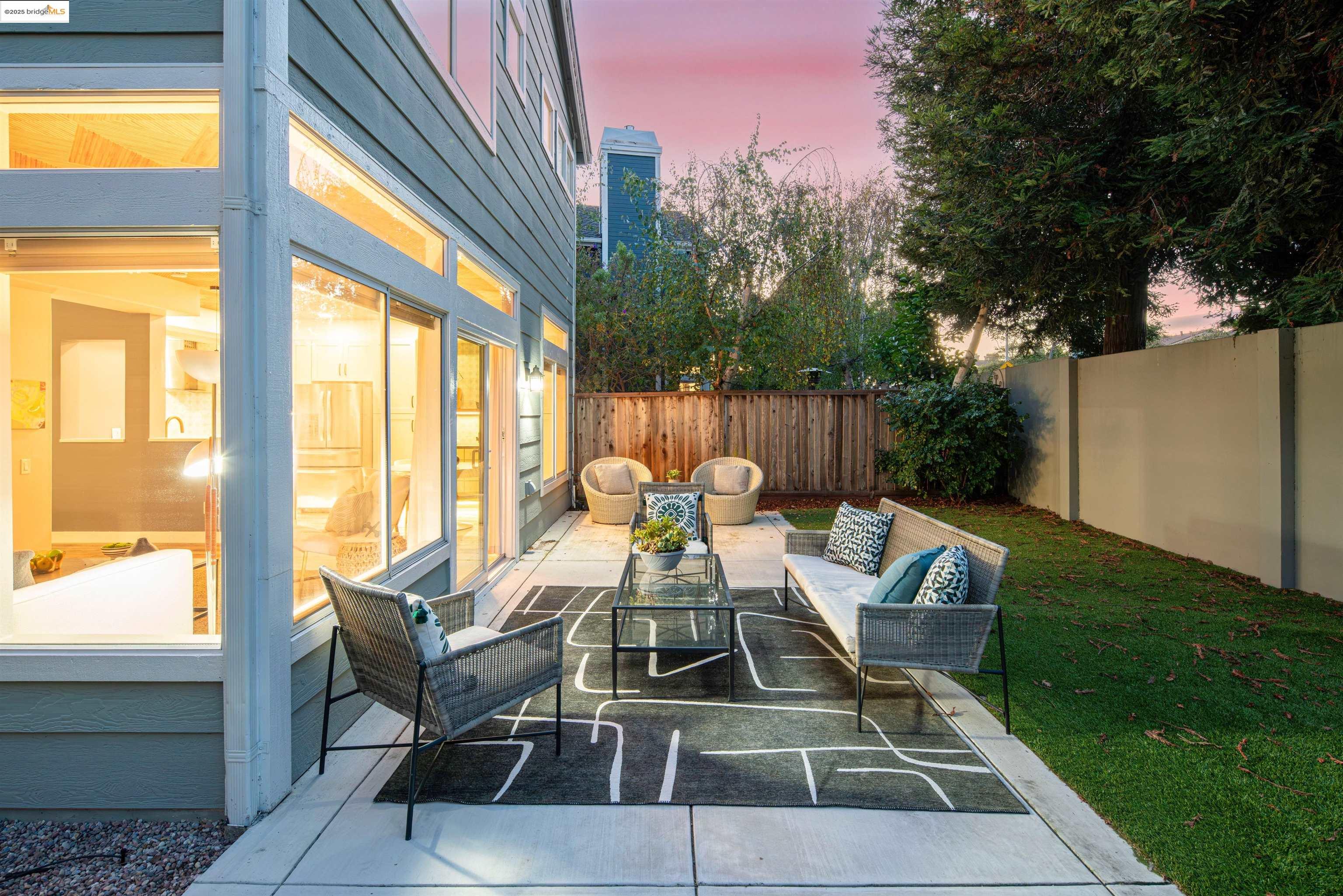 Detail Gallery Image 52 of 60 For 35 Southwind Cir, Richmond,  CA 94804 - 4 Beds | 2/1 Baths