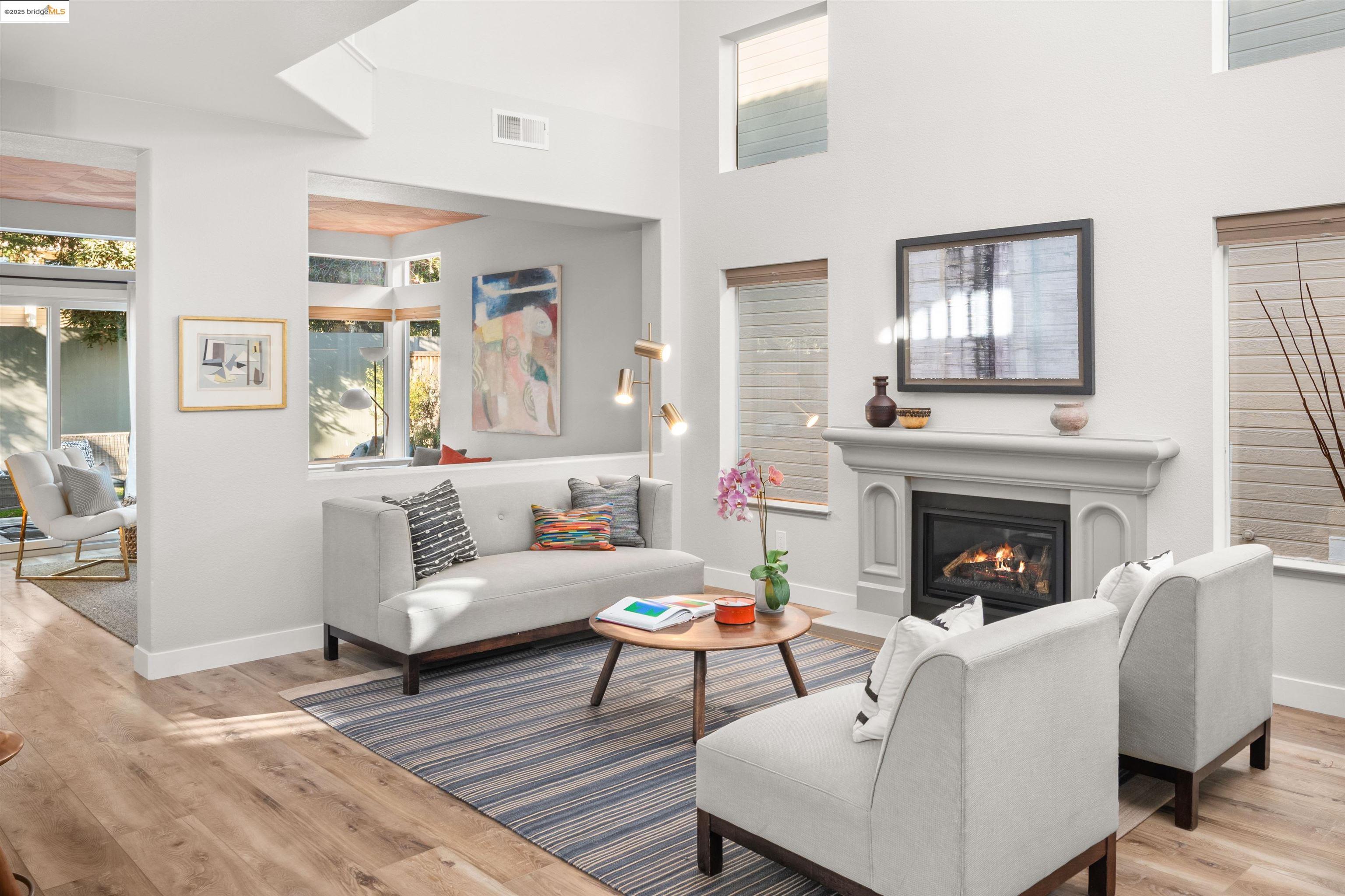 Detail Gallery Image 7 of 60 For 35 Southwind Cir, Richmond,  CA 94804 - 4 Beds | 2/1 Baths