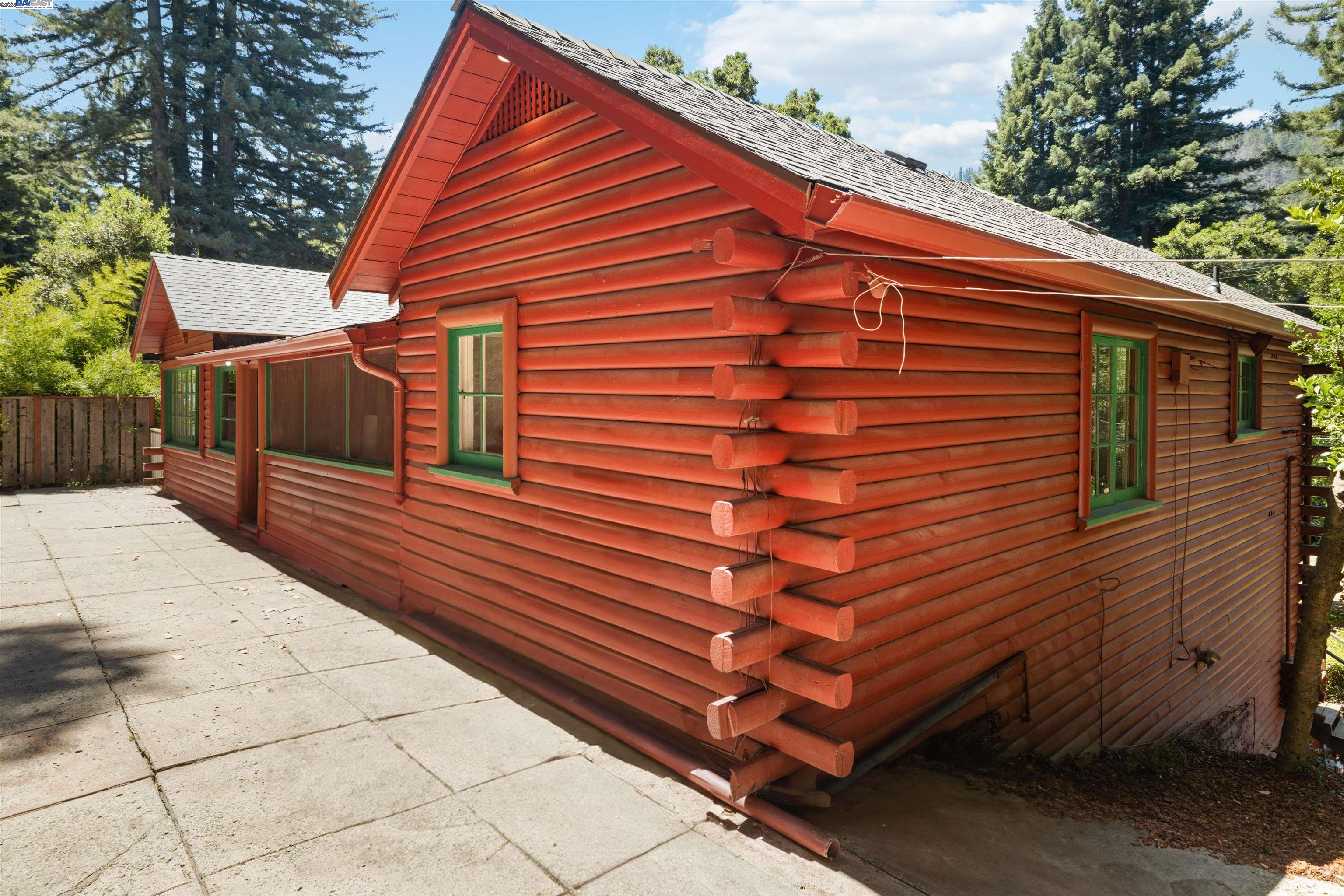 Detail Gallery Image 18 of 41 For 14800 Virginia Ave, Boulder Creek,  CA 95006 - 4 Beds | 3 Baths