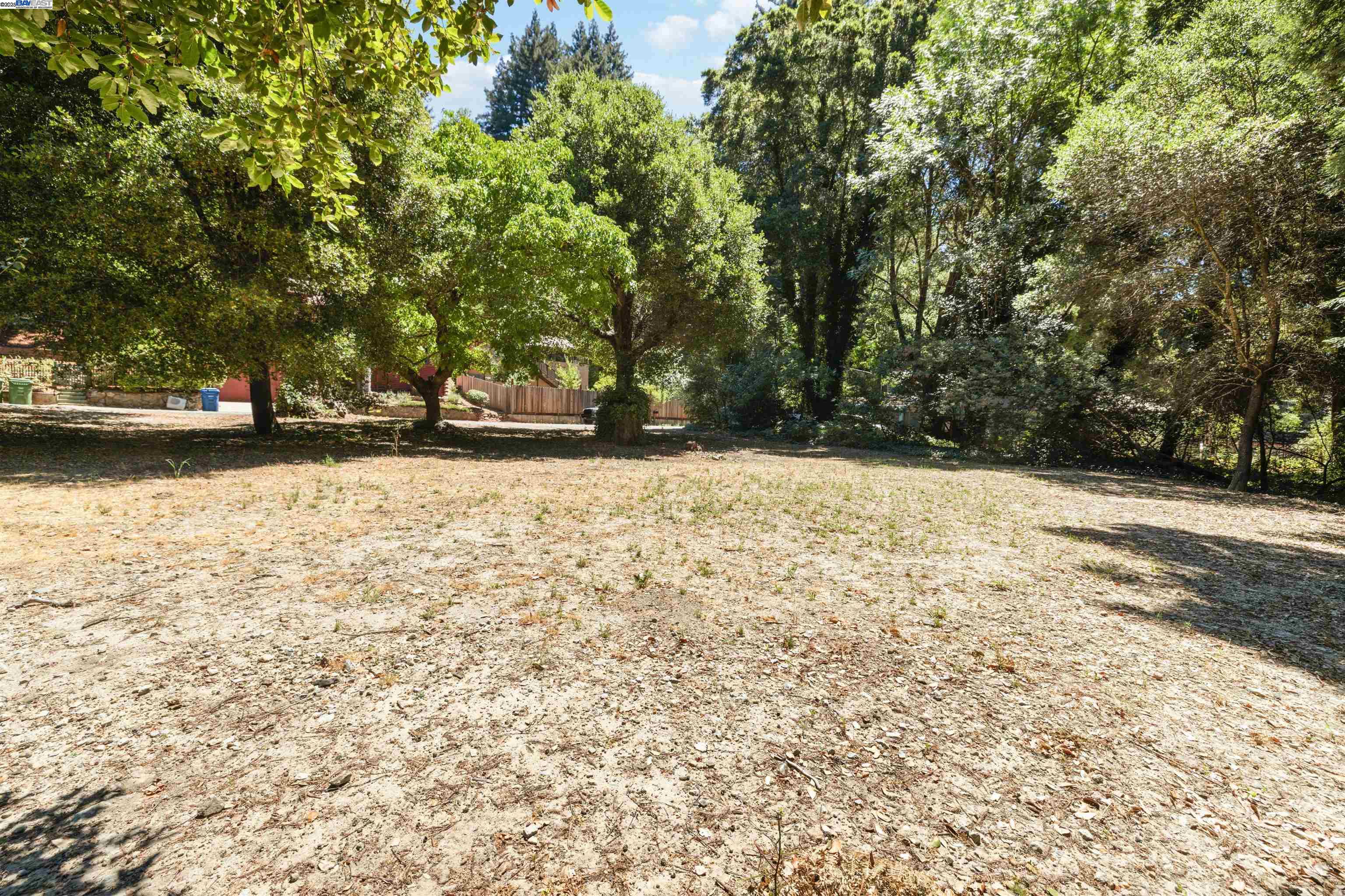 Detail Gallery Image 21 of 41 For 14800 Virginia Ave, Boulder Creek,  CA 95006 - 4 Beds | 3 Baths