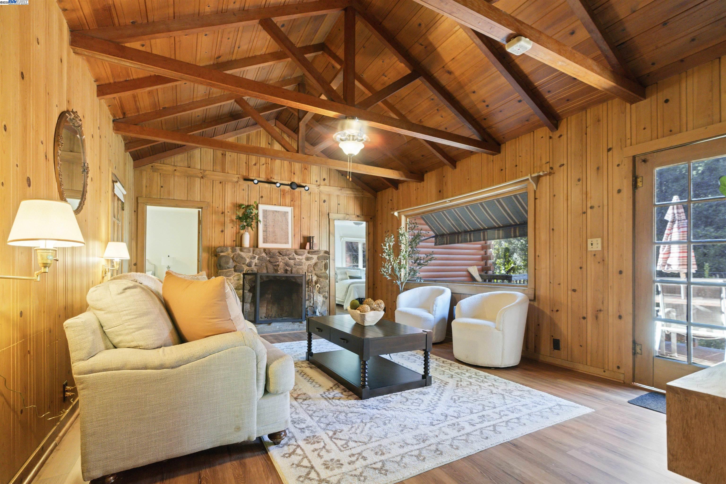 Detail Gallery Image 6 of 41 For 14800 Virginia Ave, Boulder Creek,  CA 95006 - 4 Beds | 3 Baths