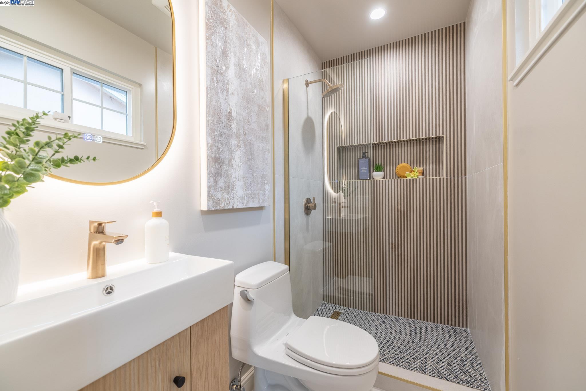 Detail Gallery Image 29 of 47 For 2771 Fleetwood Drive, San Bruno,  CA 94066 - 3 Beds | 2 Baths