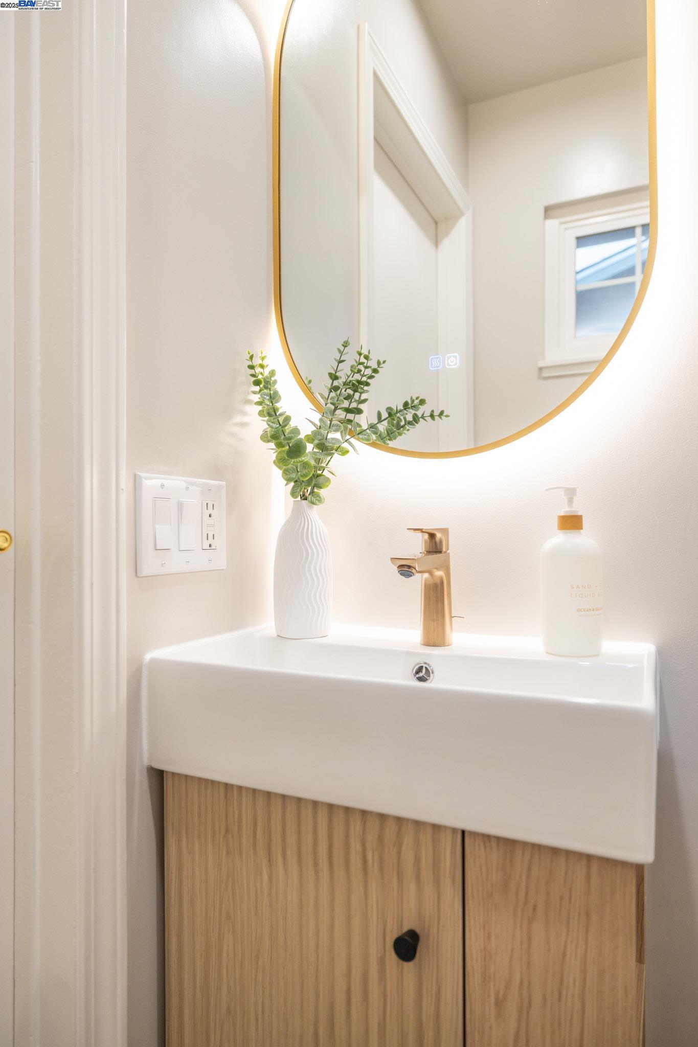 Detail Gallery Image 31 of 47 For 2771 Fleetwood Drive, San Bruno,  CA 94066 - 3 Beds | 2 Baths