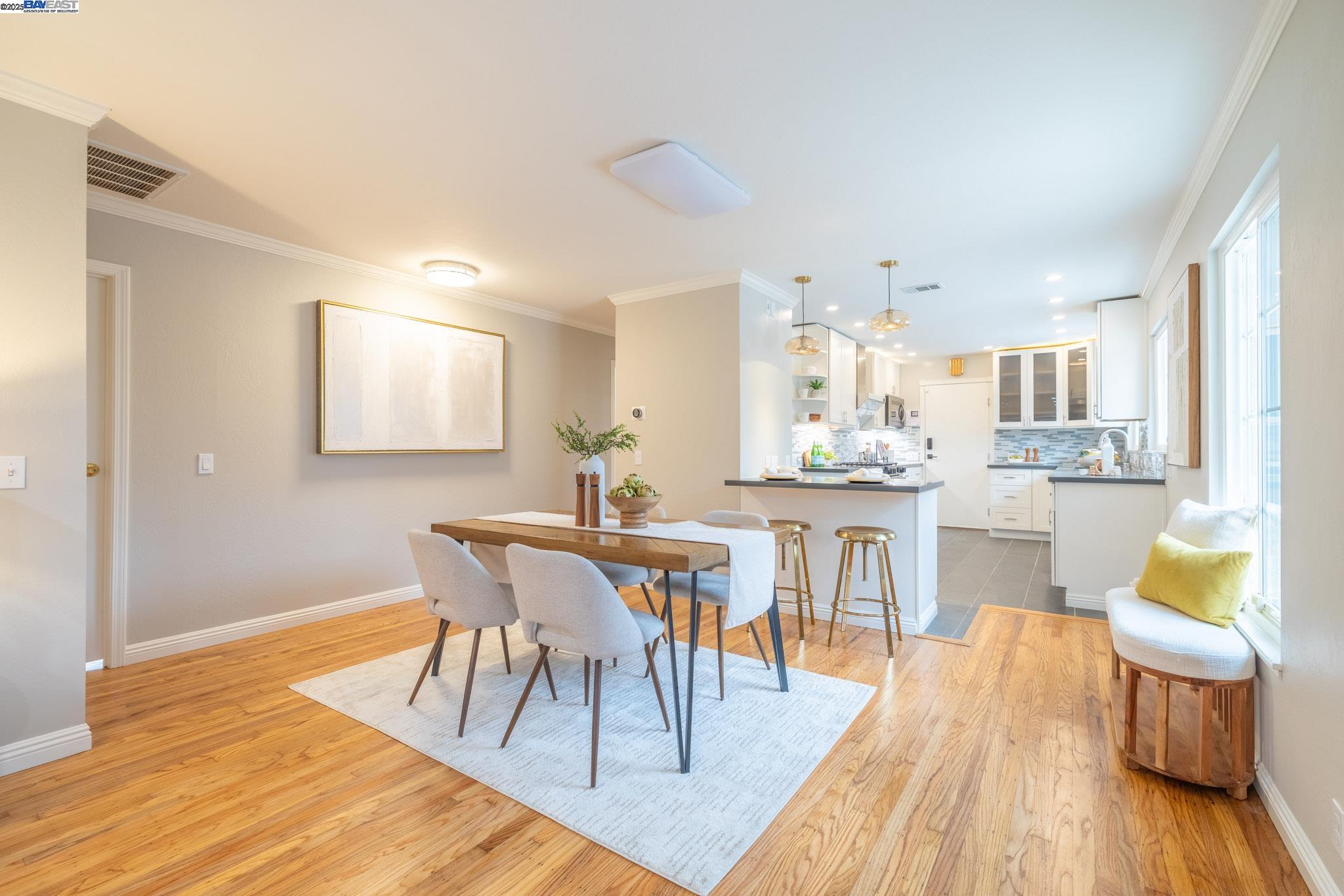 Detail Gallery Image 7 of 47 For 2771 Fleetwood Drive, San Bruno,  CA 94066 - 3 Beds | 2 Baths