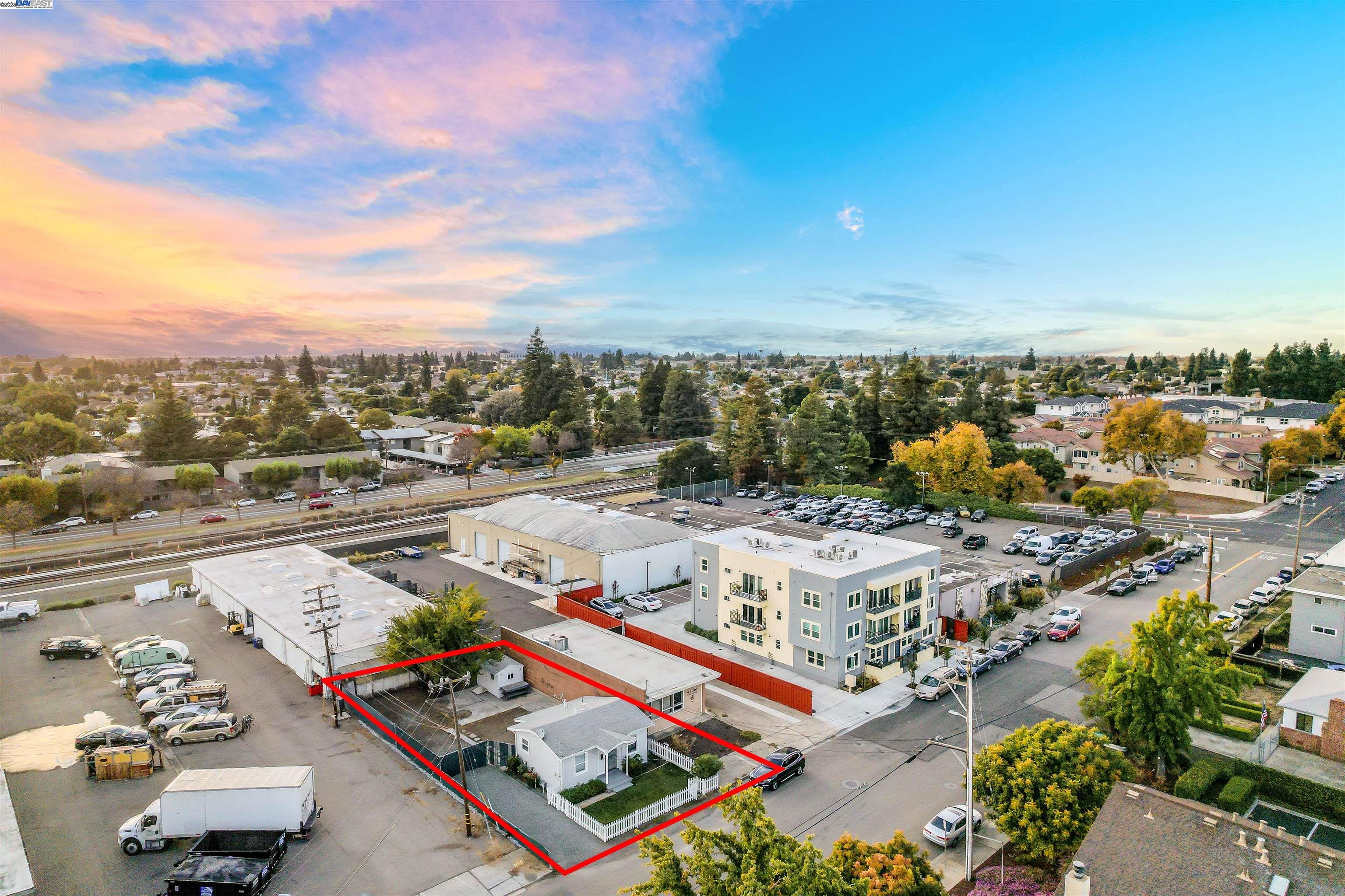 Detail Gallery Image 31 of 35 For 25007 Oneil Ave, Hayward,  CA 94544 - 1 Beds | 1 Baths
