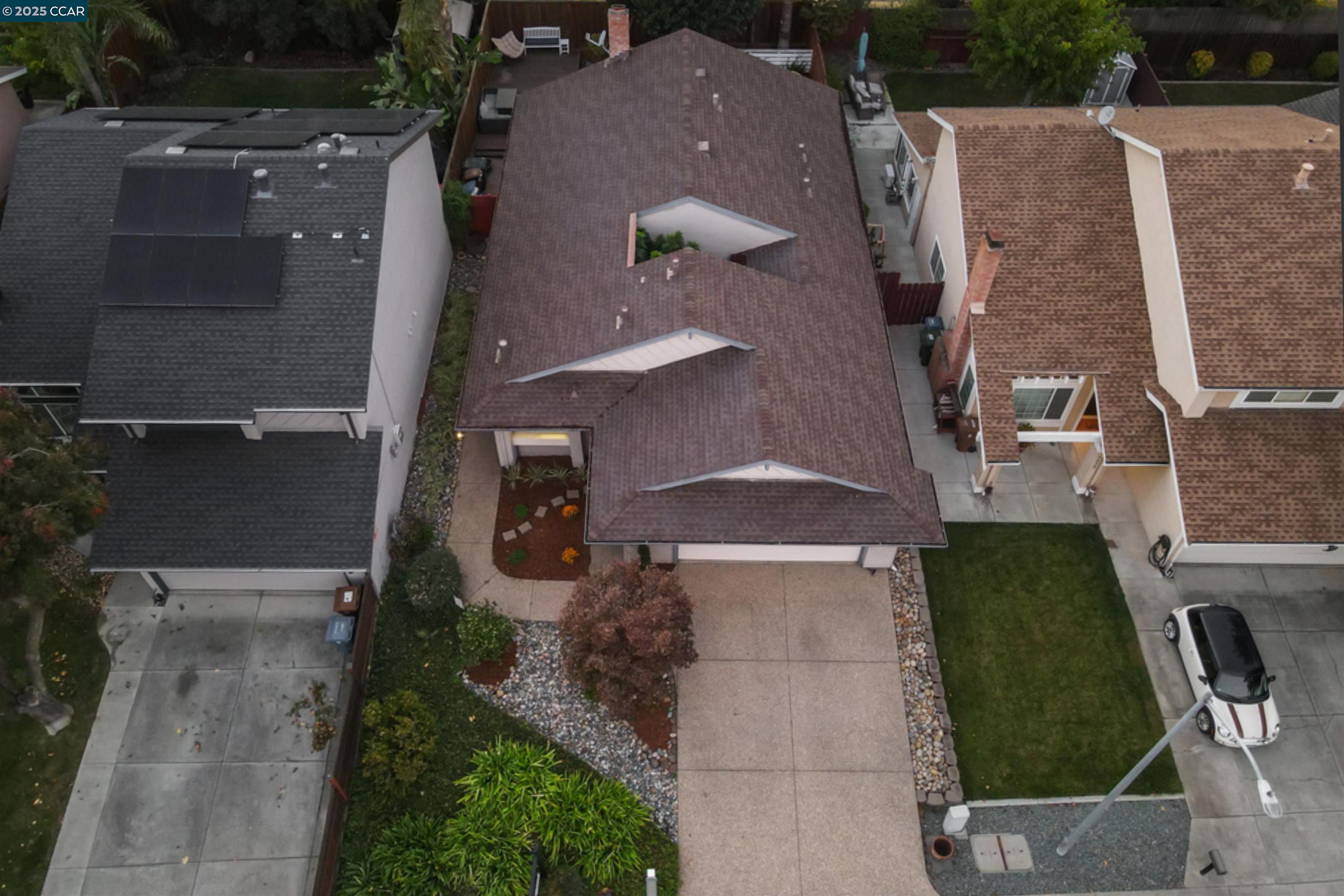 Detail Gallery Image 34 of 45 For 4962 Shadowfalls Dr, Martinez,  CA 94553 - 4 Beds | 2 Baths