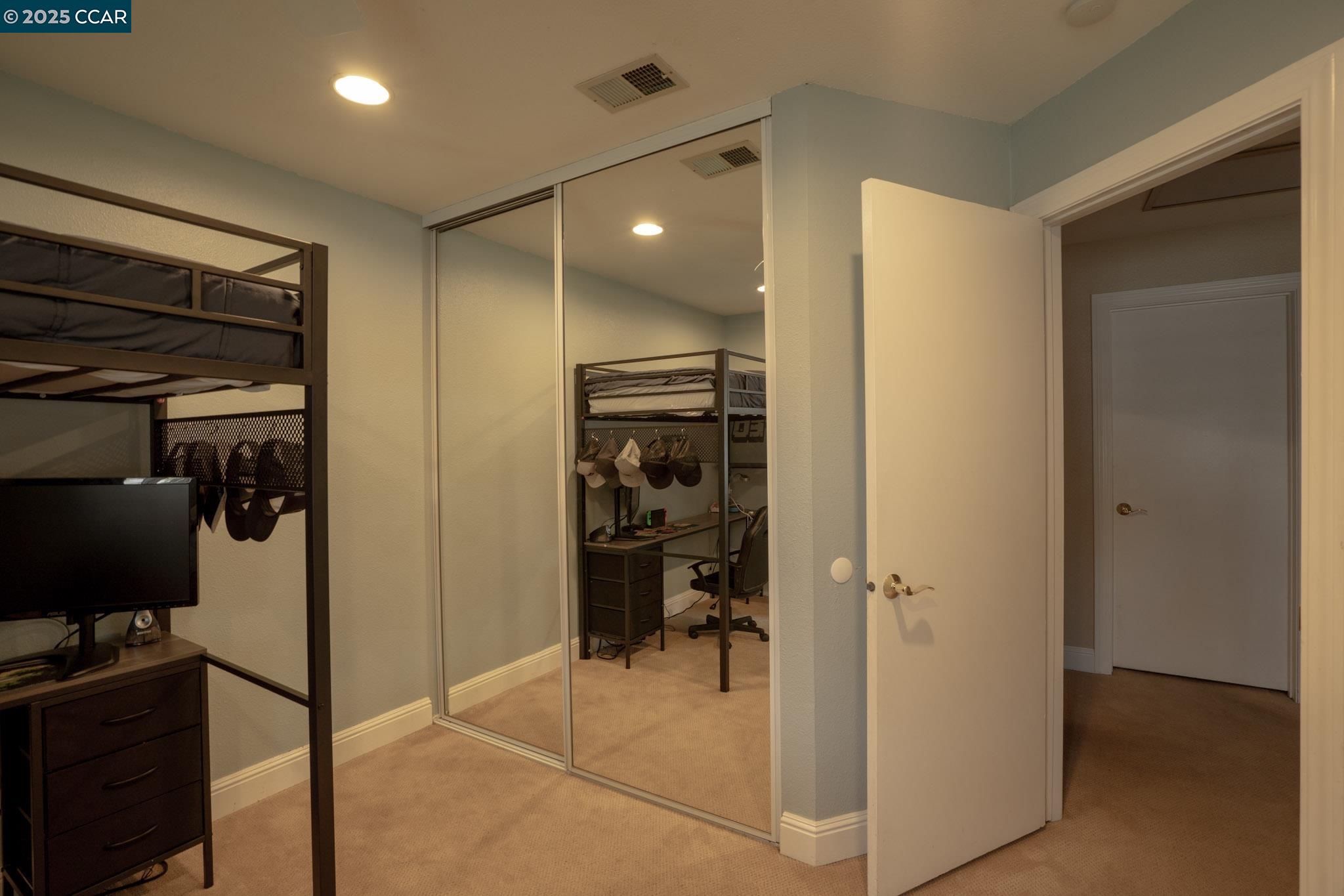 Detail Gallery Image 36 of 45 For 4962 Shadowfalls Dr, Martinez,  CA 94553 - 4 Beds | 2 Baths