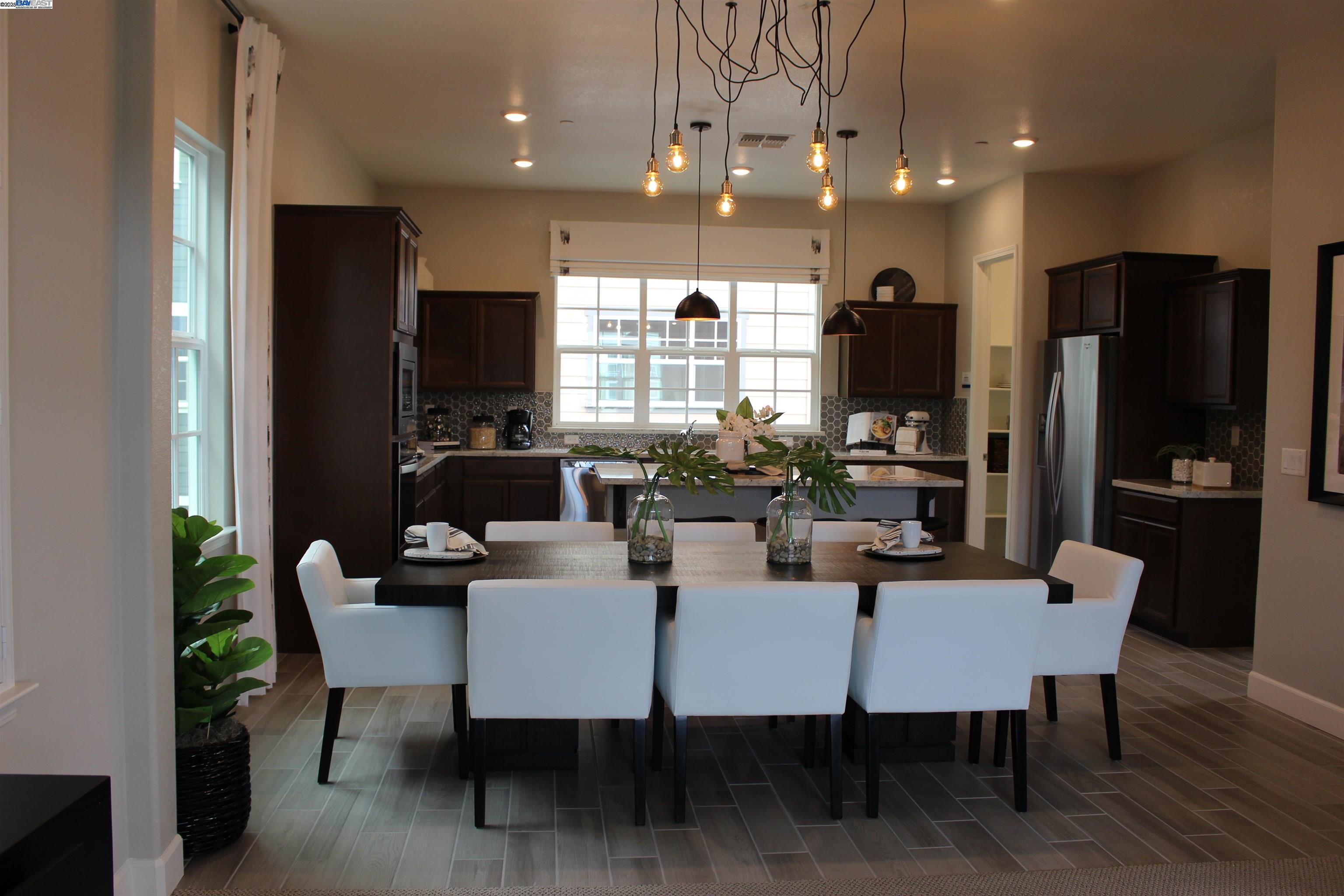 Detail Gallery Image 40 of 60 For 32 Irby Ranch Dr, Pleasanton,  CA 94566 - 4 Beds | 3/1 Baths