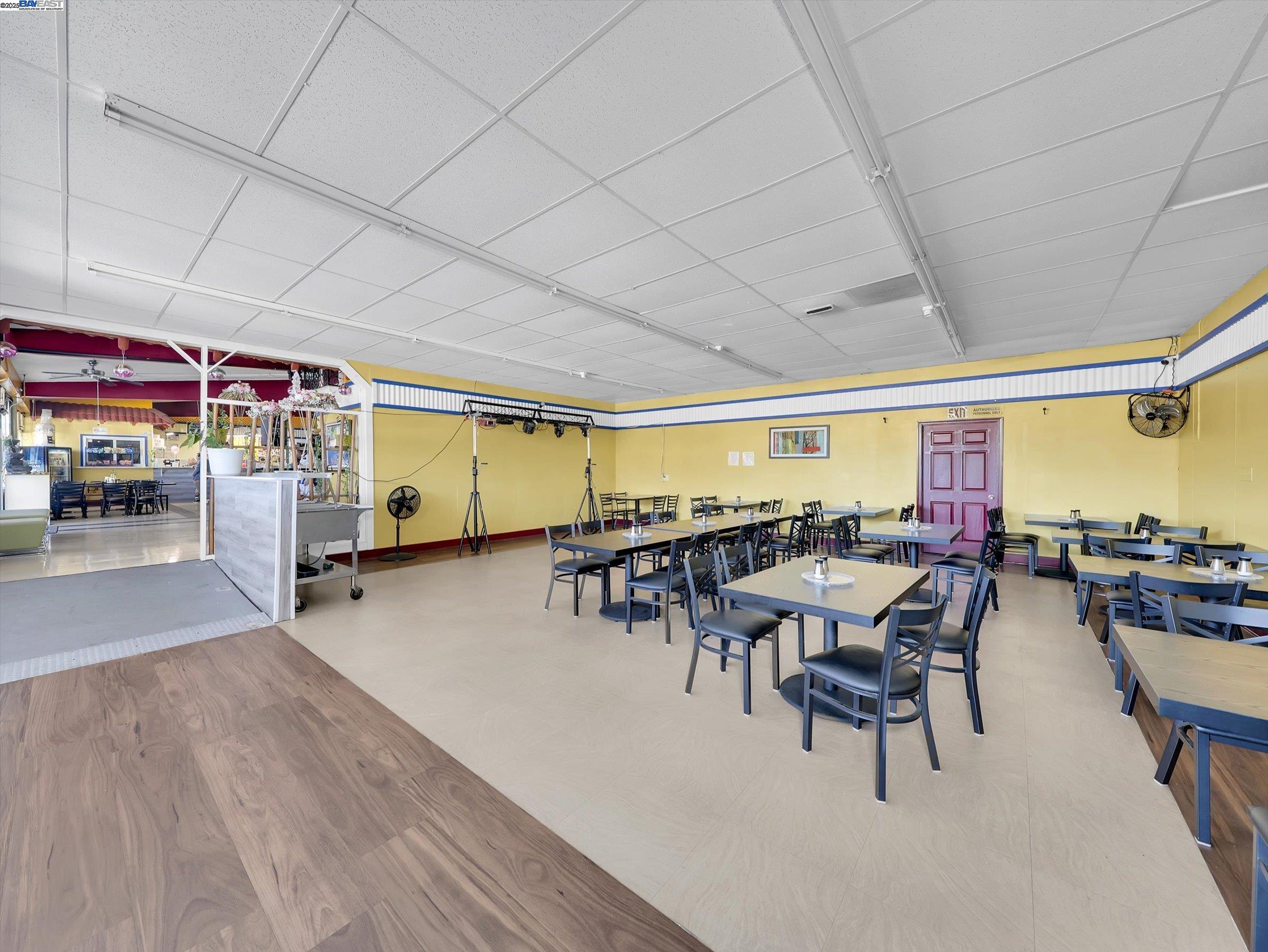 Detail Gallery Image 16 of 45 For , Hayward,  CA 94541 - – Beds | – Baths