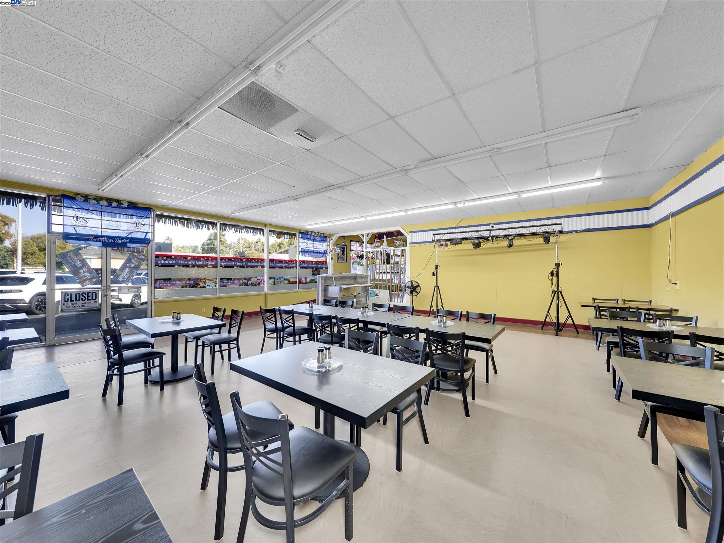 Detail Gallery Image 19 of 45 For , Hayward,  CA 94541 - – Beds | – Baths