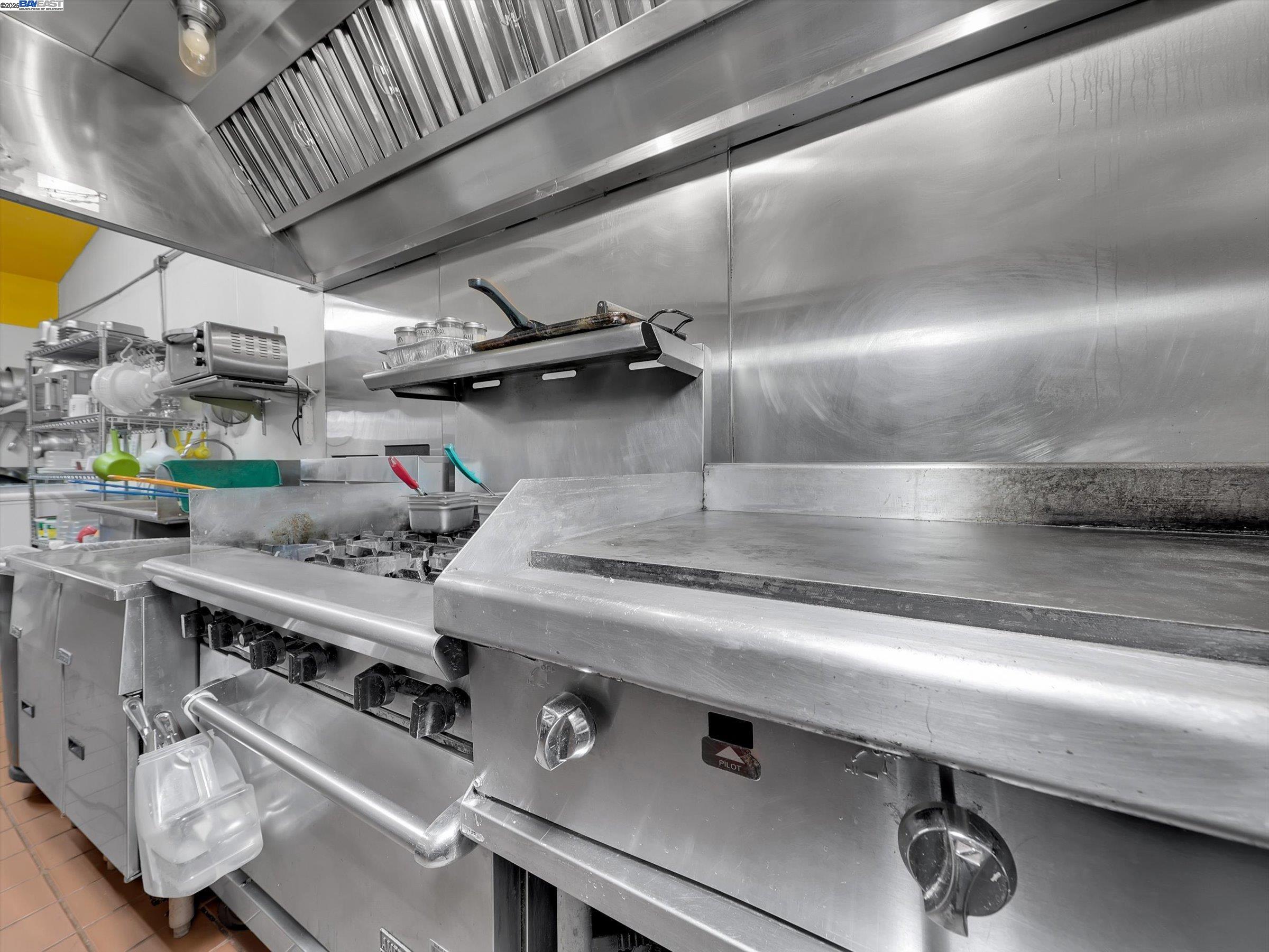 Detail Gallery Image 27 of 45 For , Hayward,  CA 94541 - – Beds | – Baths