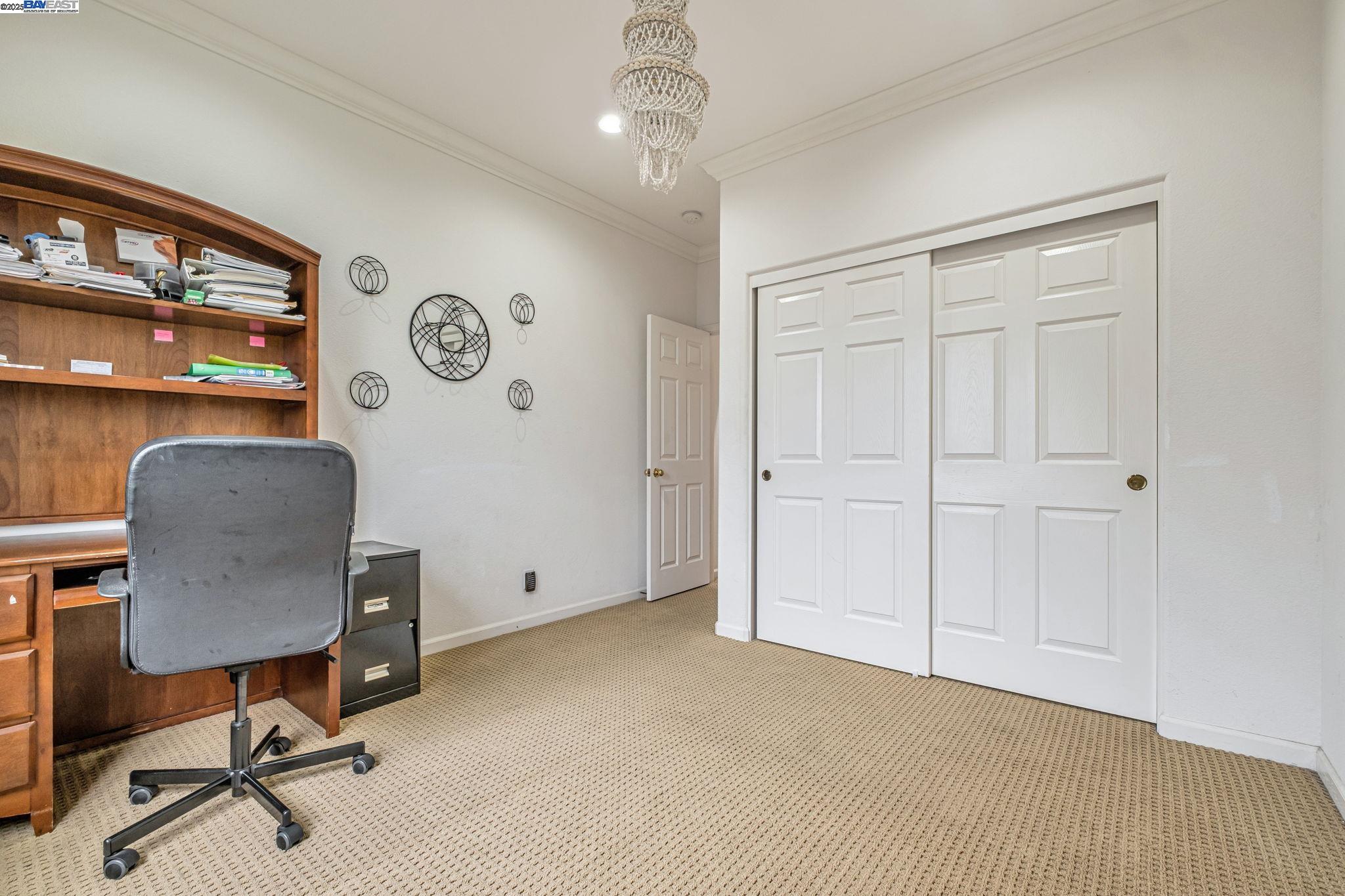 Detail Gallery Image 18 of 60 For 2815 Dune Cir, Hayward,  CA 94545 - 5 Beds | 3 Baths