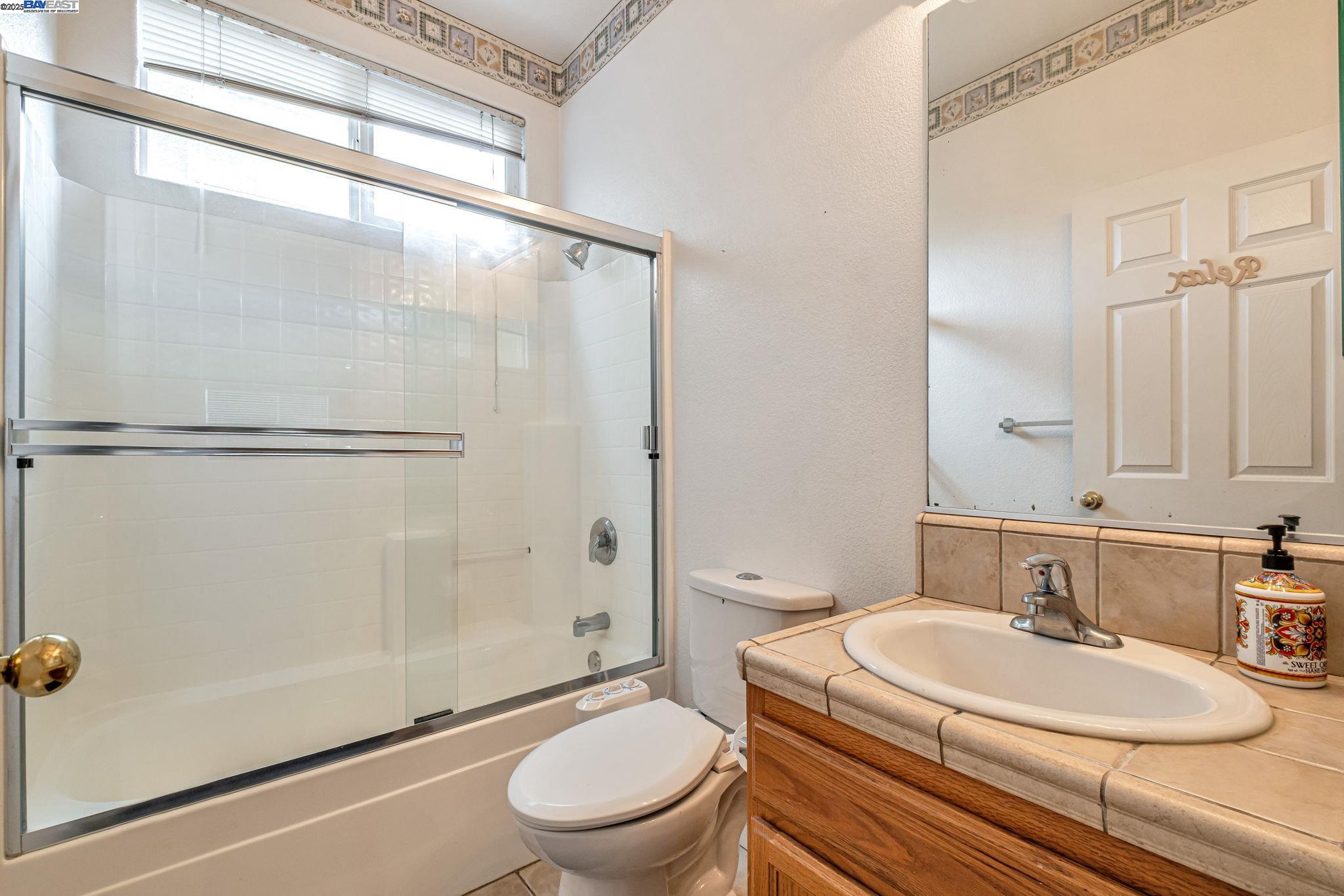 Detail Gallery Image 31 of 60 For 2815 Dune Cir, Hayward,  CA 94545 - 5 Beds | 3 Baths