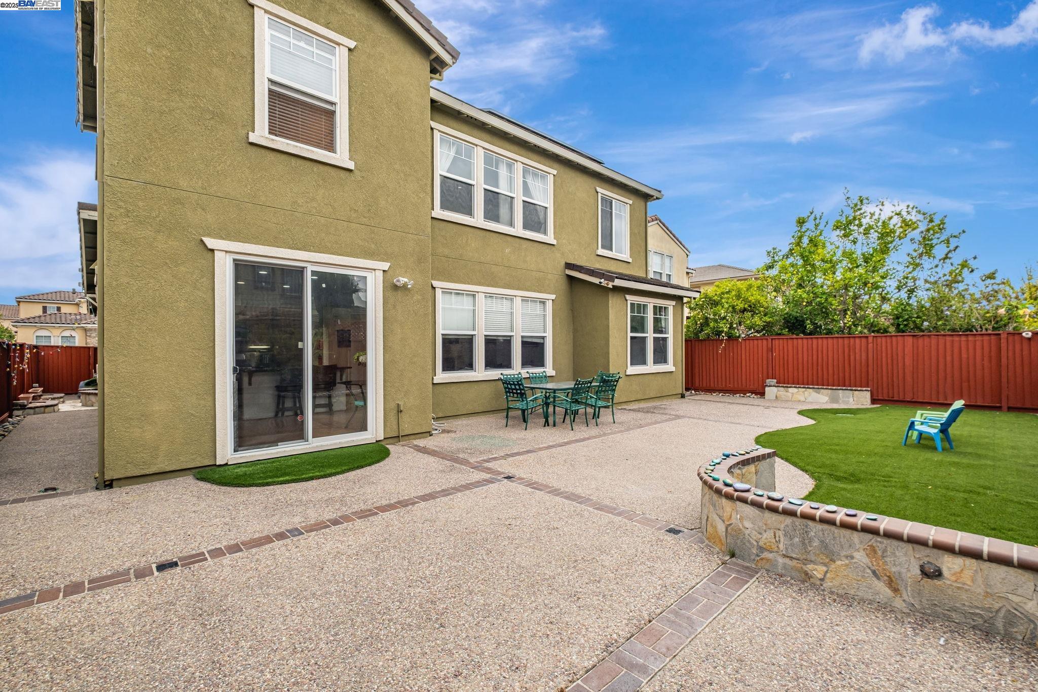 Detail Gallery Image 40 of 60 For 2815 Dune Cir, Hayward,  CA 94545 - 5 Beds | 3 Baths