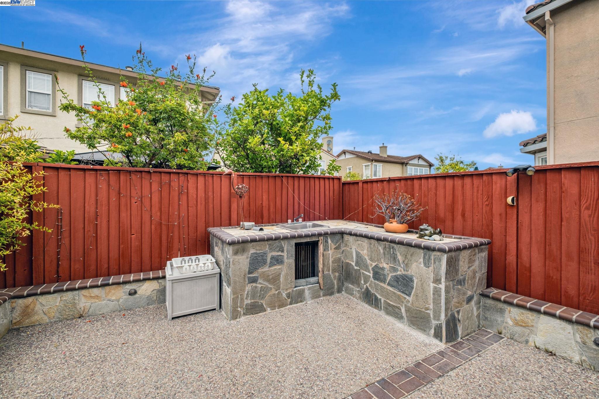 Detail Gallery Image 44 of 60 For 2815 Dune Cir, Hayward,  CA 94545 - 5 Beds | 3 Baths