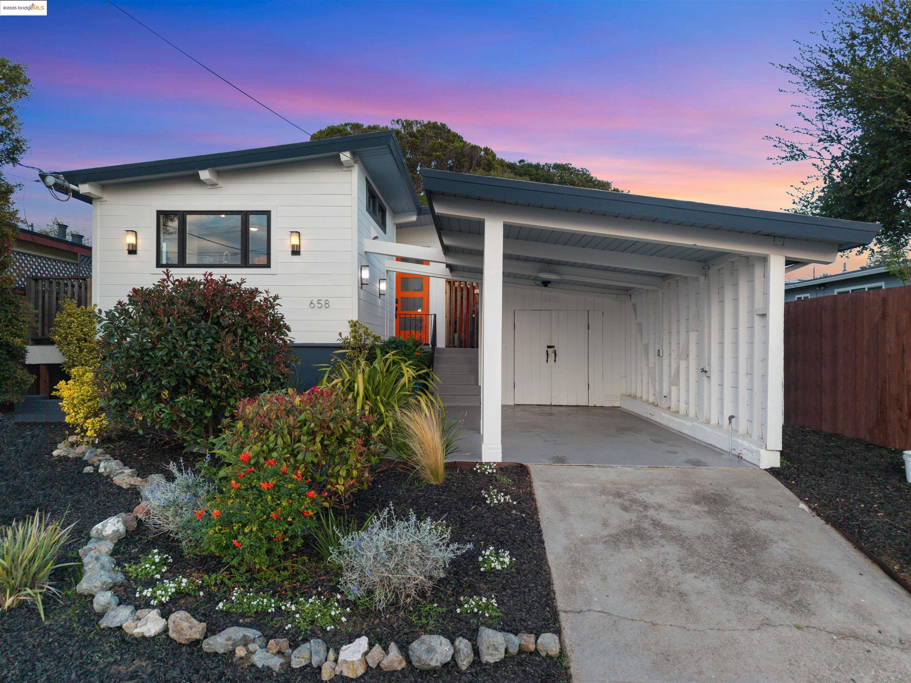 Front Image Thumbnail for EB41116764