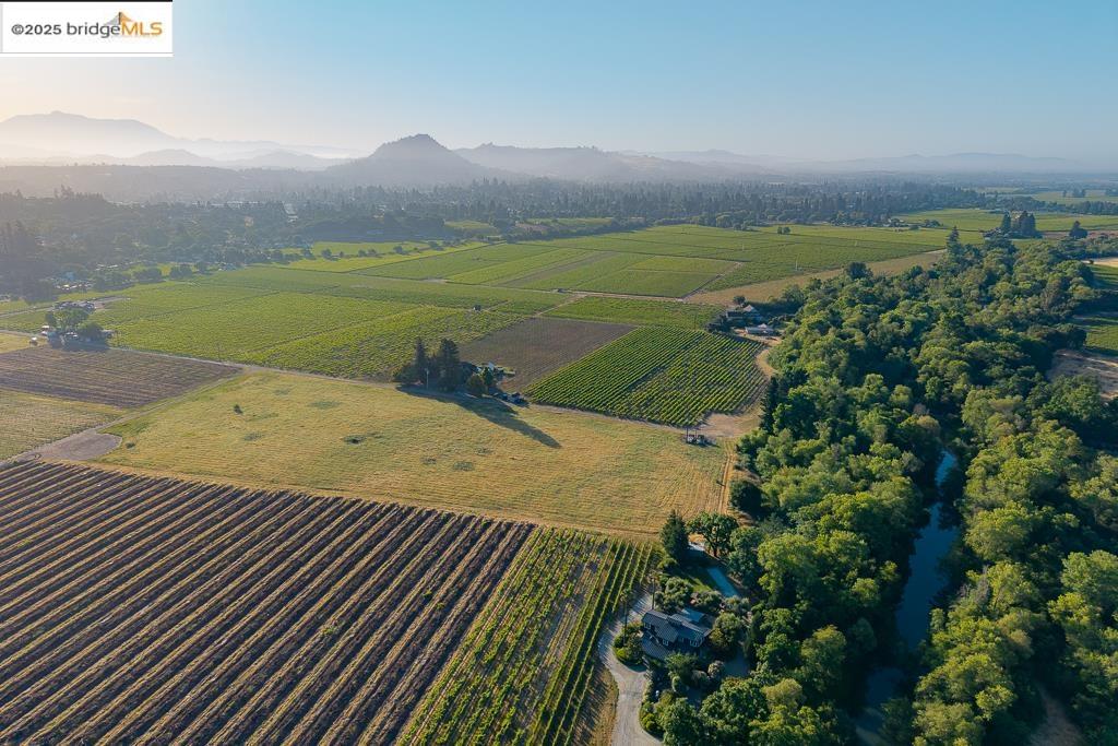 Detail Gallery Image 6 of 23 For 838 Dry Creek, Healdsburg,  CA 95448 - – Beds | – Baths