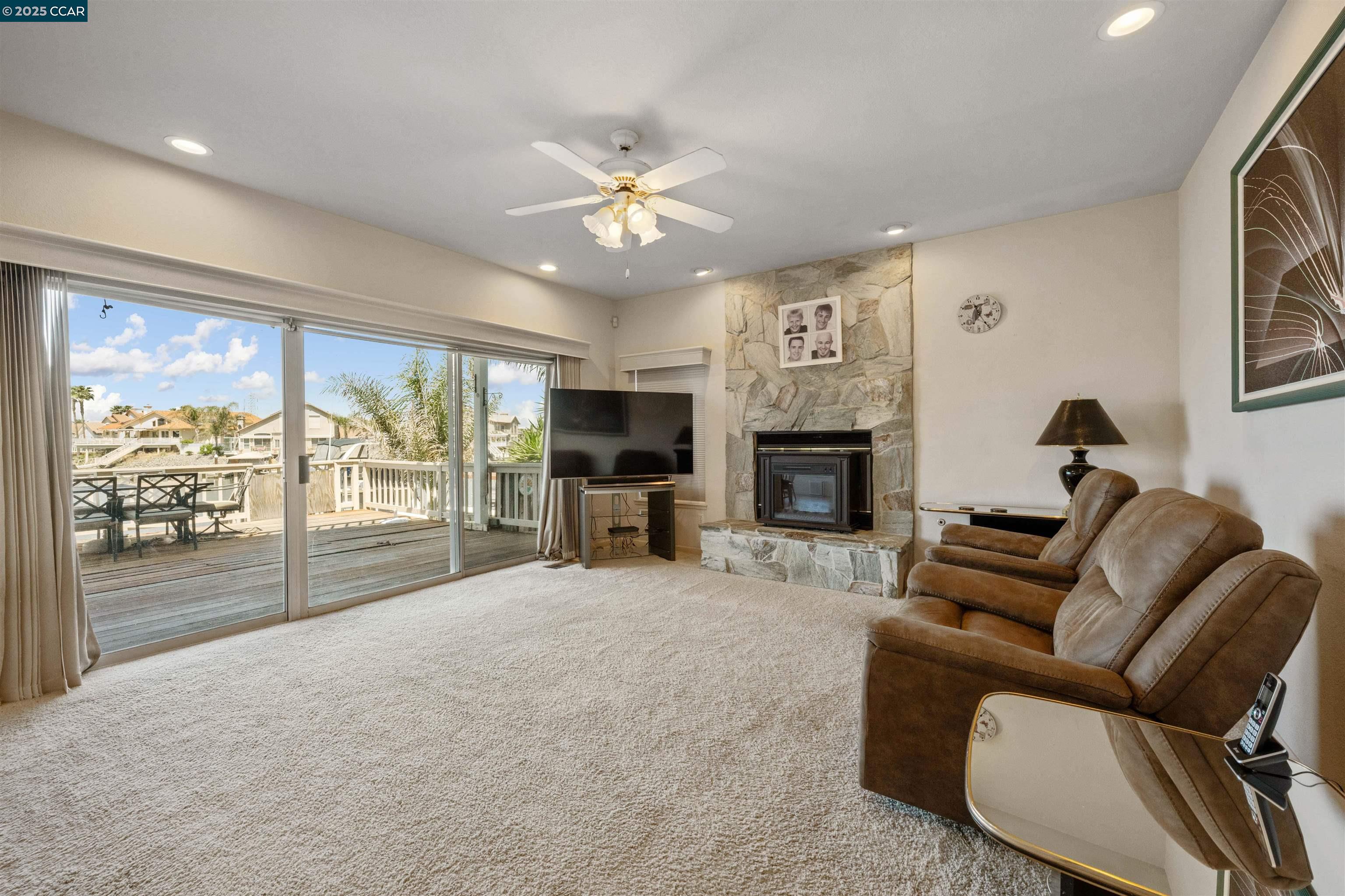 Detail Gallery Image 18 of 42 For 1966 Windward Pt, Discovery Bay,  CA 94505 - 5 Beds | 3 Baths